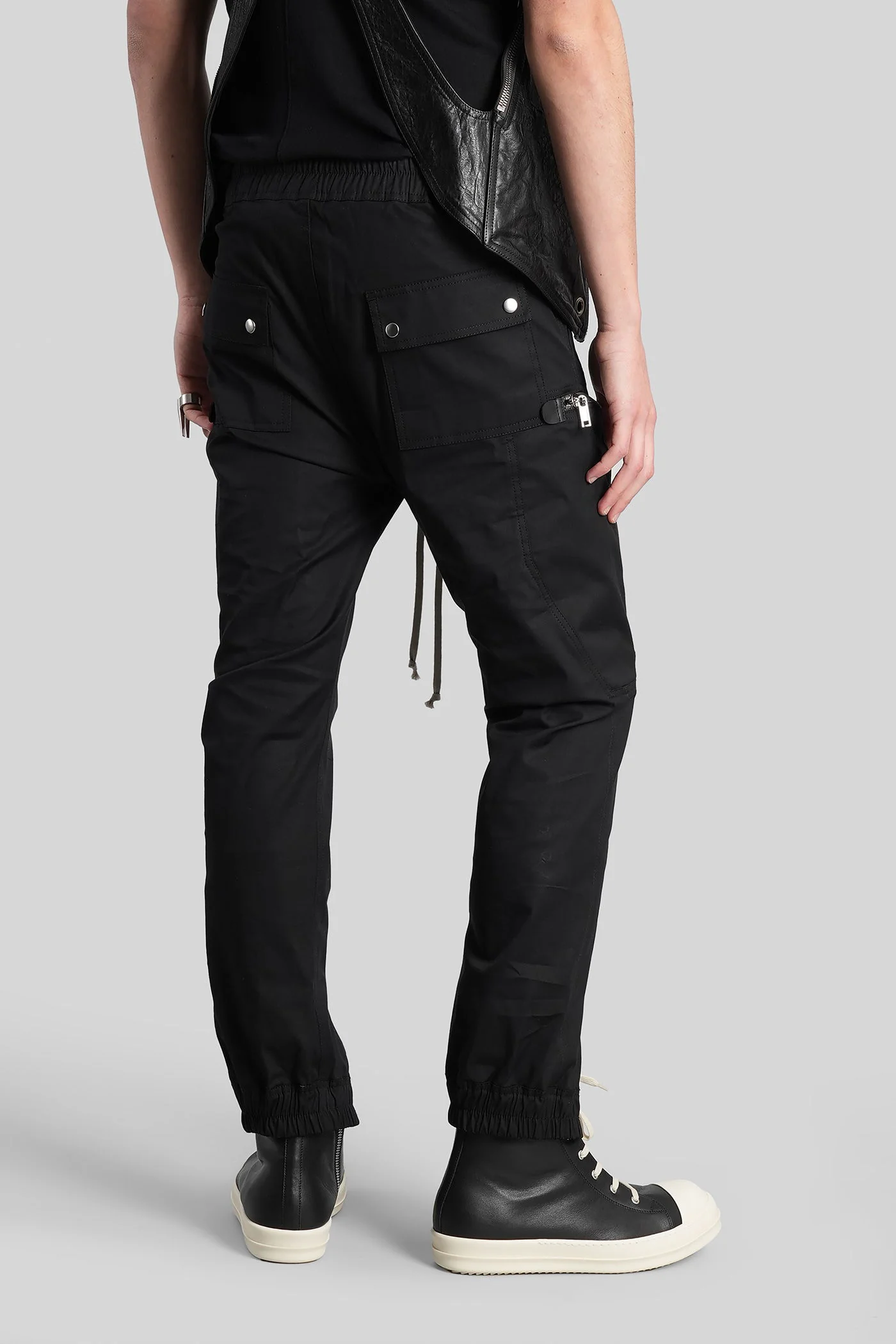 Bauhaus cargo Pants in black cotton - Image 3