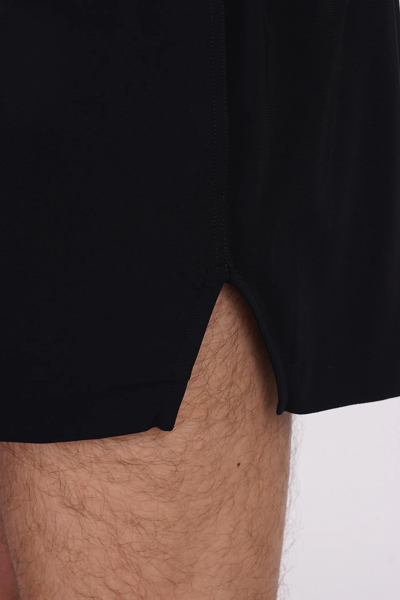Boxer swimmer Beachwear in black polyamide - Image 4