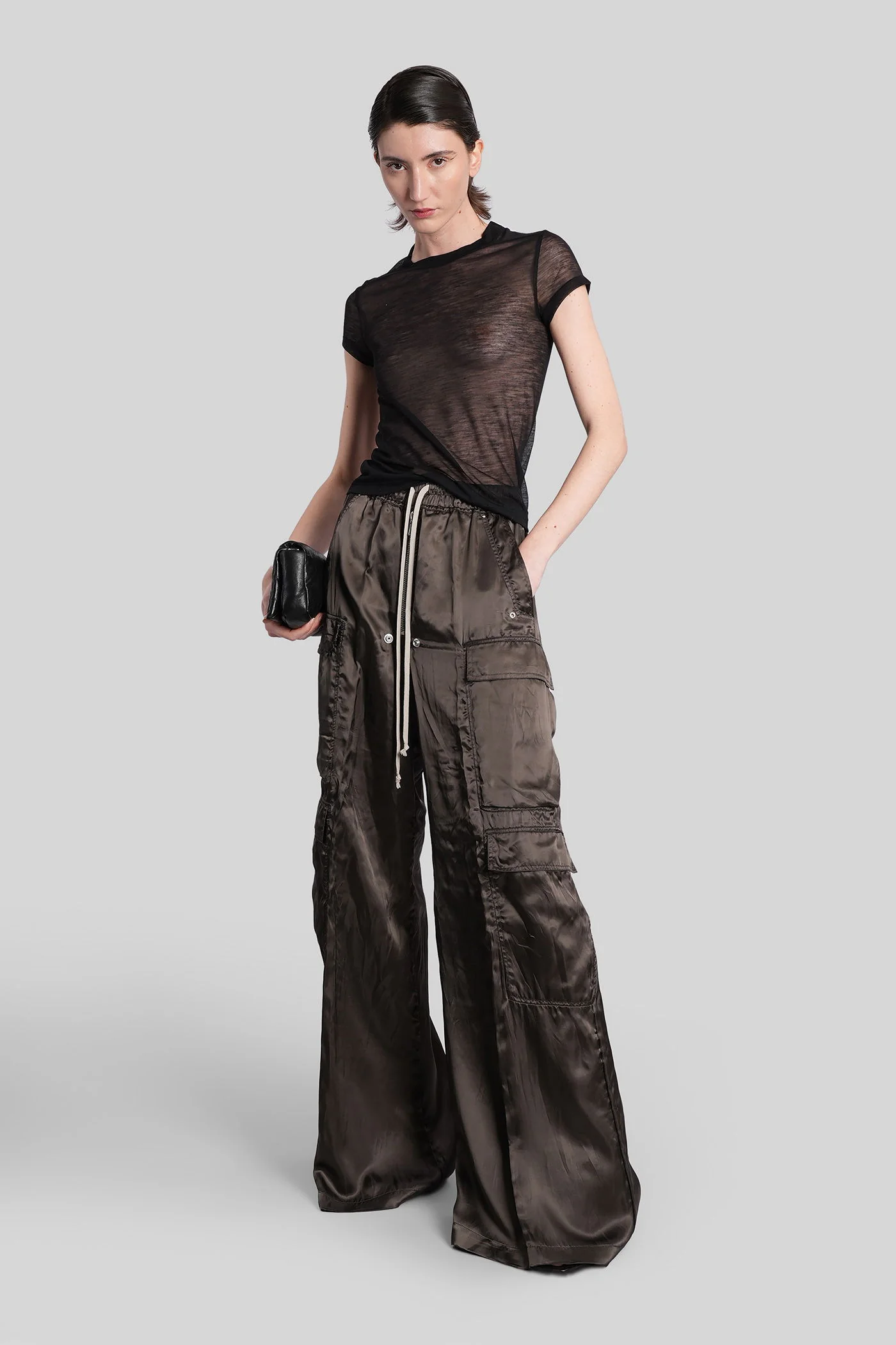 Cropped level t T-Shirt in black wool - Image 2