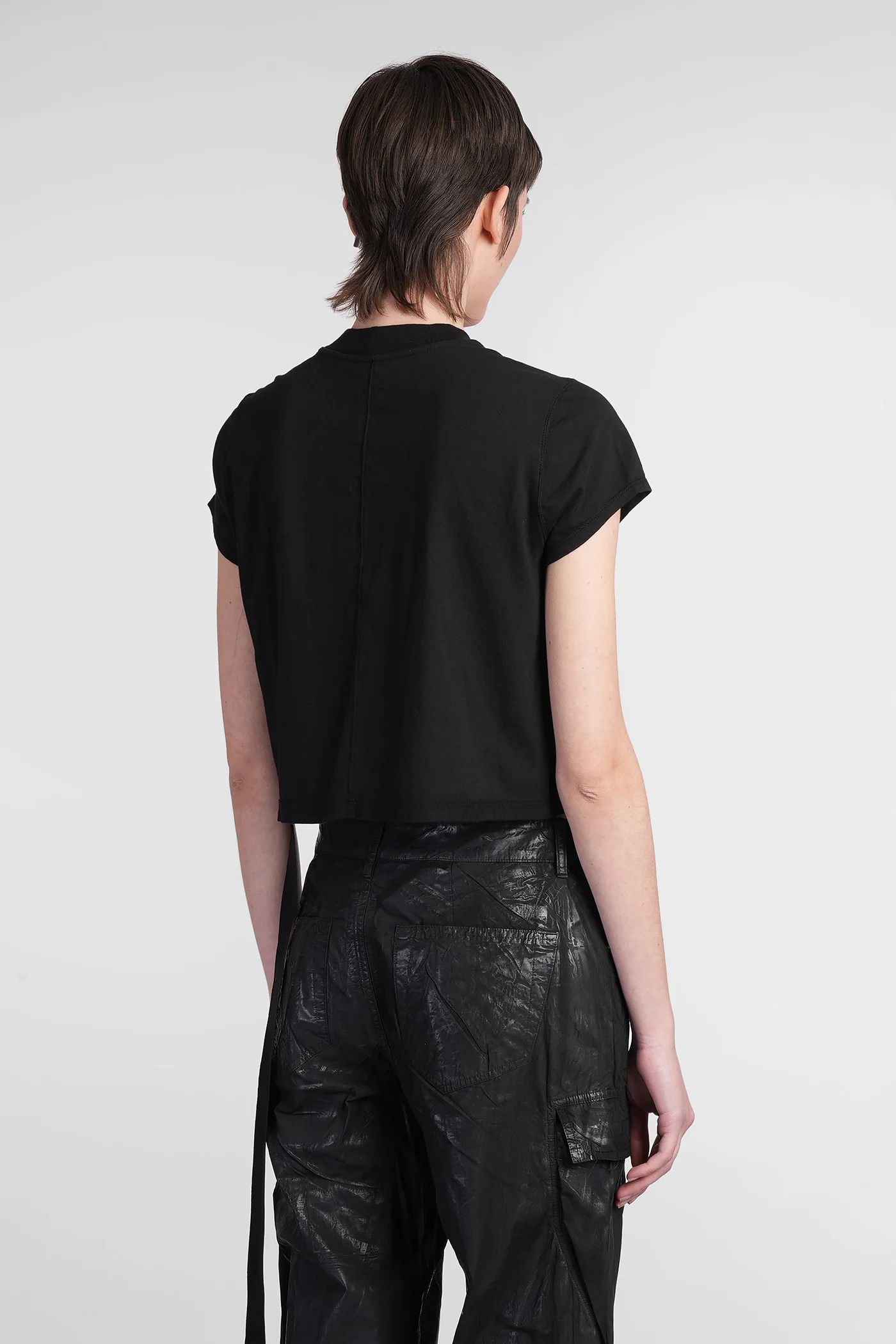 Cropped small level T-Shirt in black cotton - Image 2