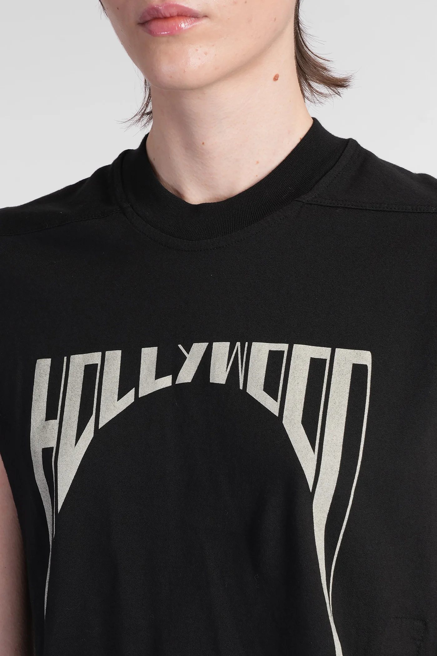 Cropped small level T-Shirt in black cotton - Image 4