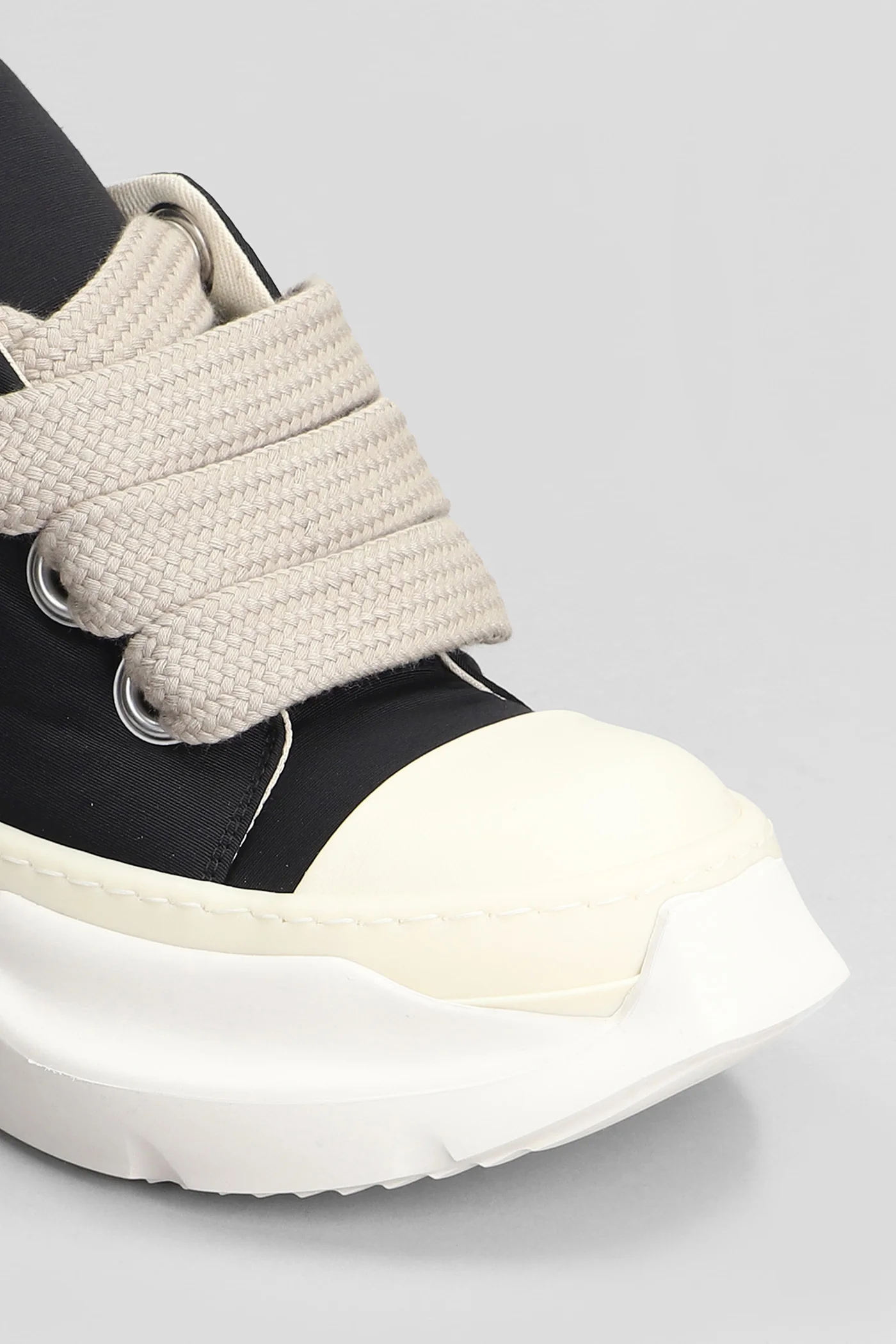 Jumbo laced abstract Sneakers in black polyamide - Image 5