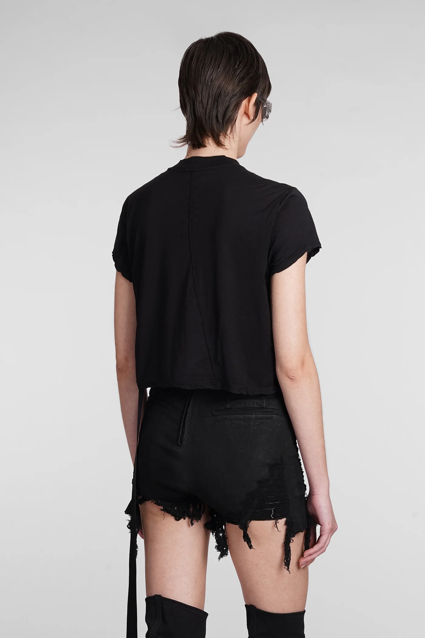 Level t T-Shirt in black cotton - Image 3