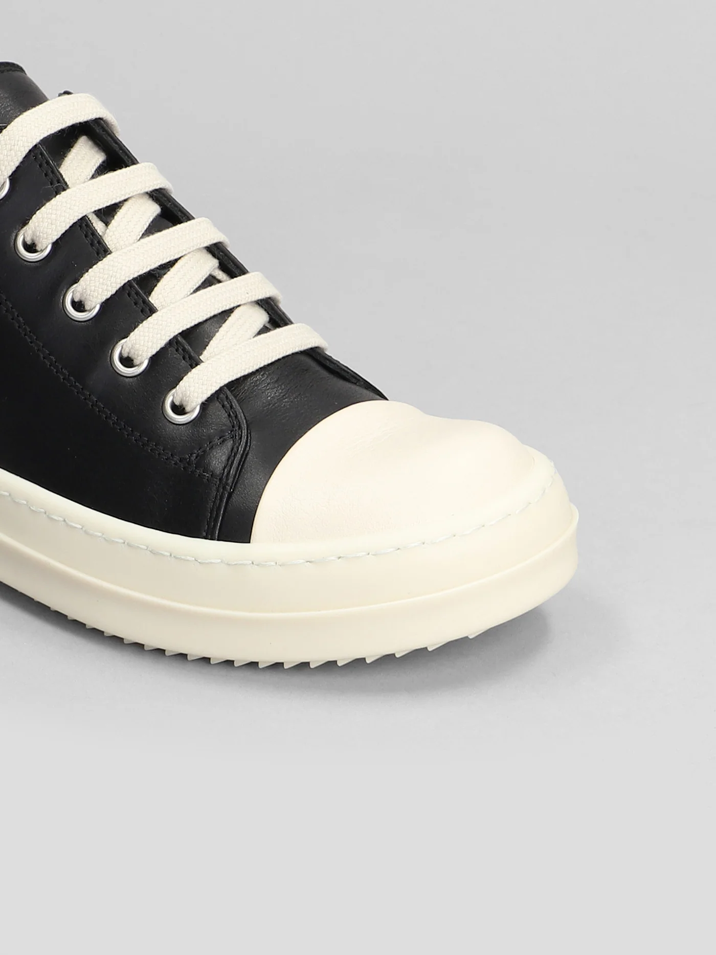 Sneaks low Sneakers in black leather - Image 5