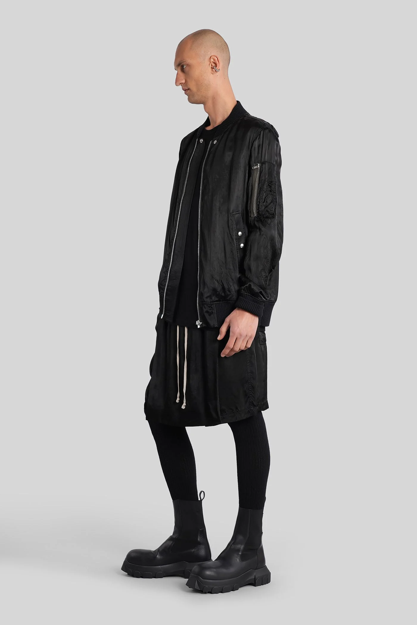 Kilt shorts Shorts in black polyamide polyester - Image 2