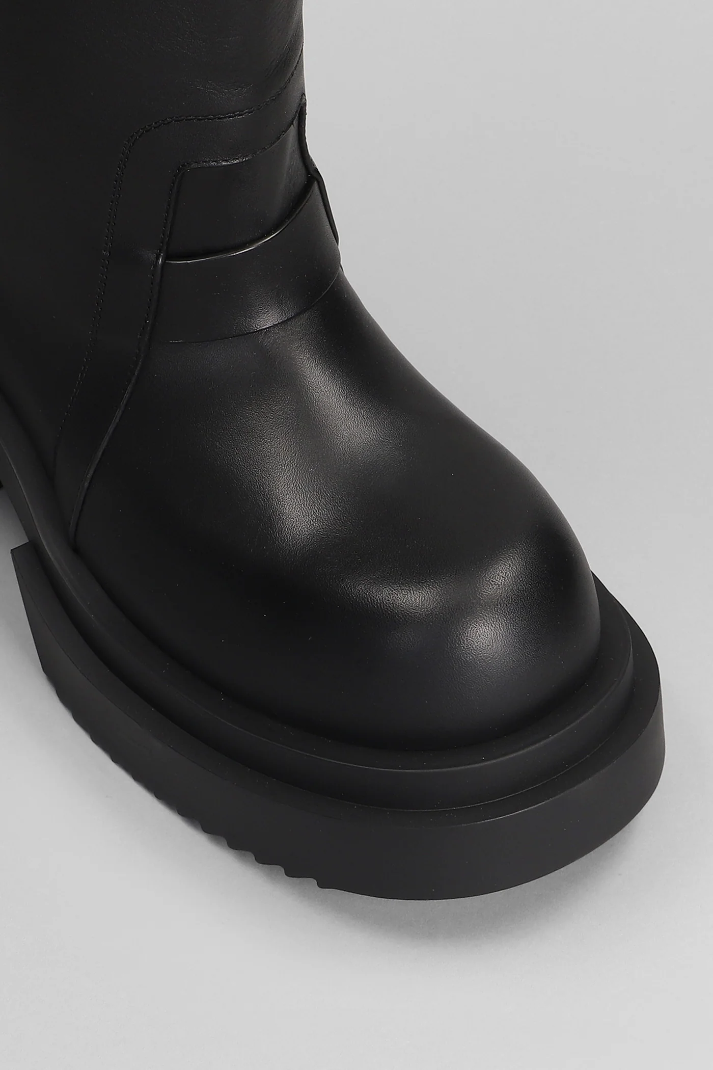 Knee pull on bogun High heels boots in black leather - Image 5