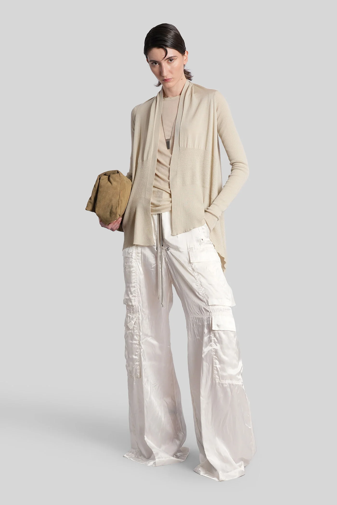 Medium wrap Cardigan in beige wool - Image 2