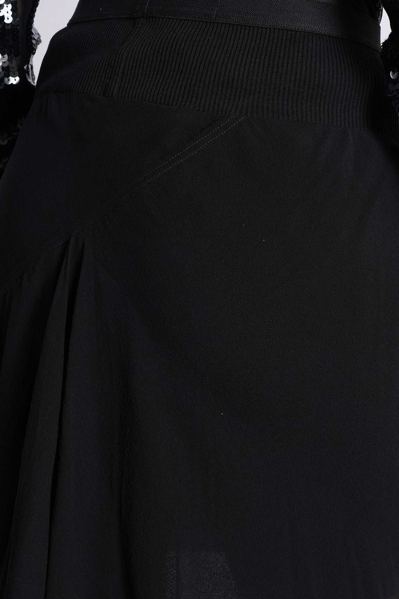 Short bias skirt Skirt in black silk - Image 5