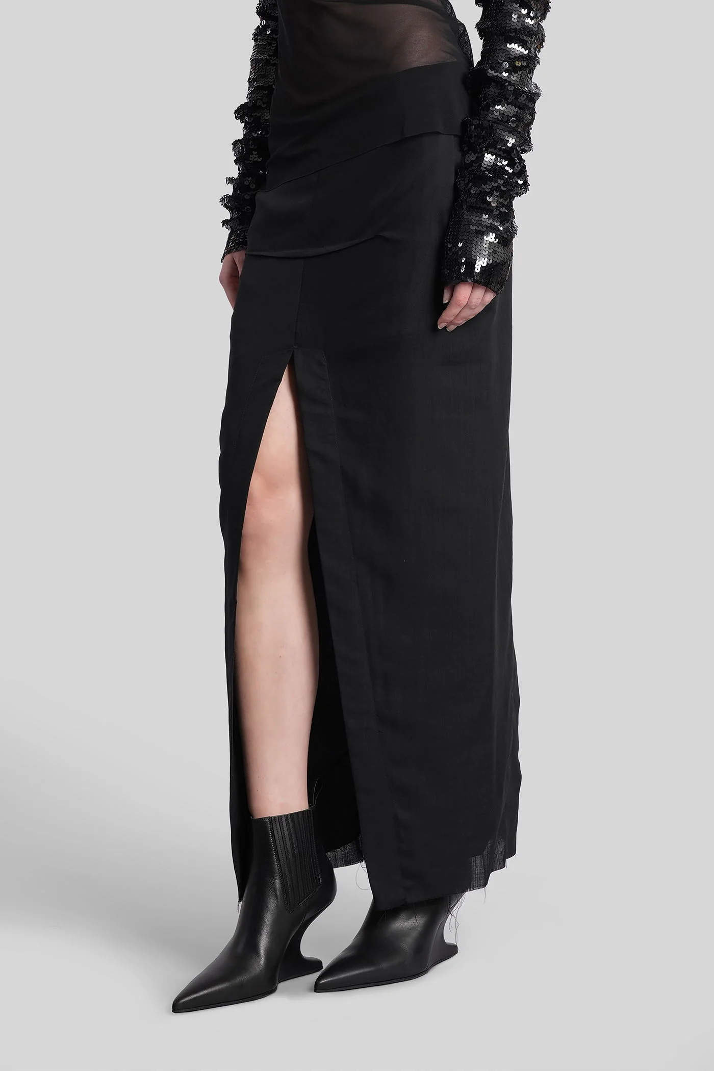 Sliced skirt Skirt in black wool - Image 4