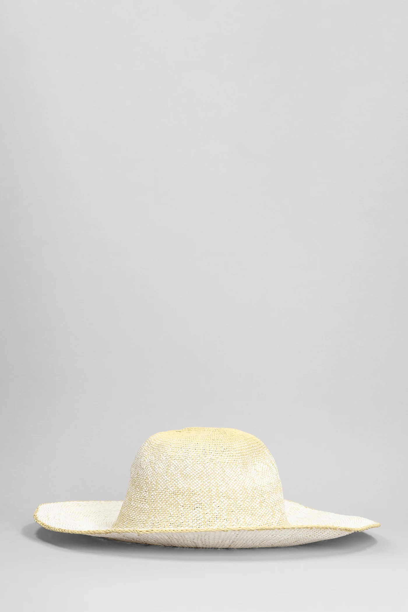 Hats in beige wool and polyamide - Image 3