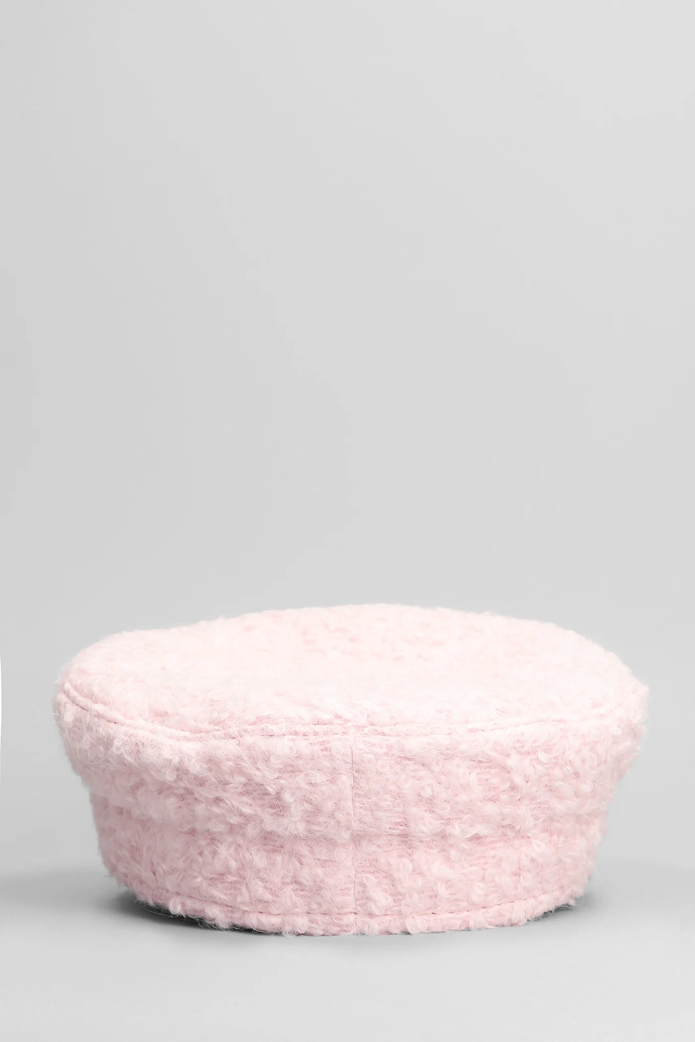 Hats in rose-pink wool - Image 3