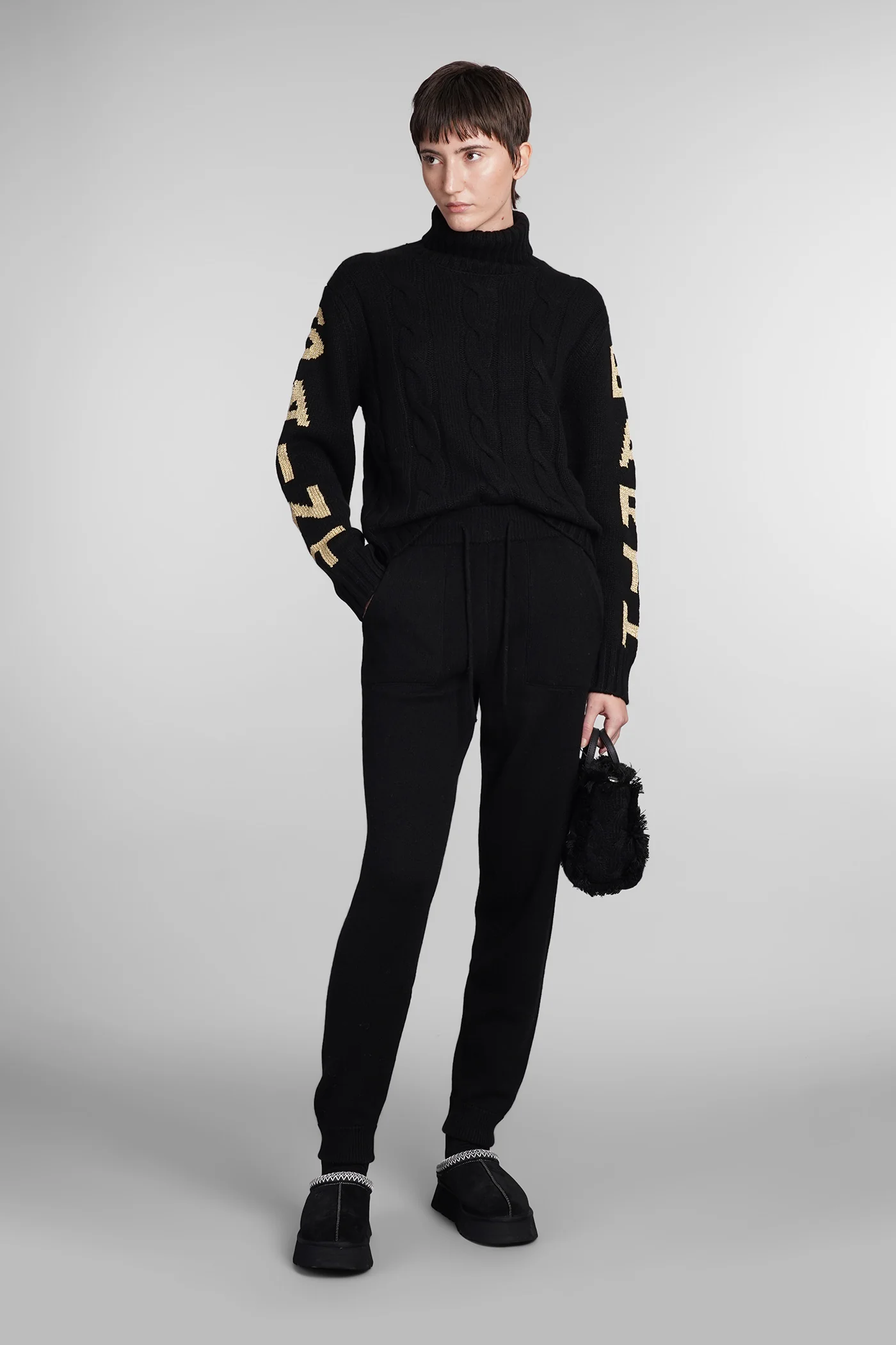 Adler Knitwear in black wool - Image 2