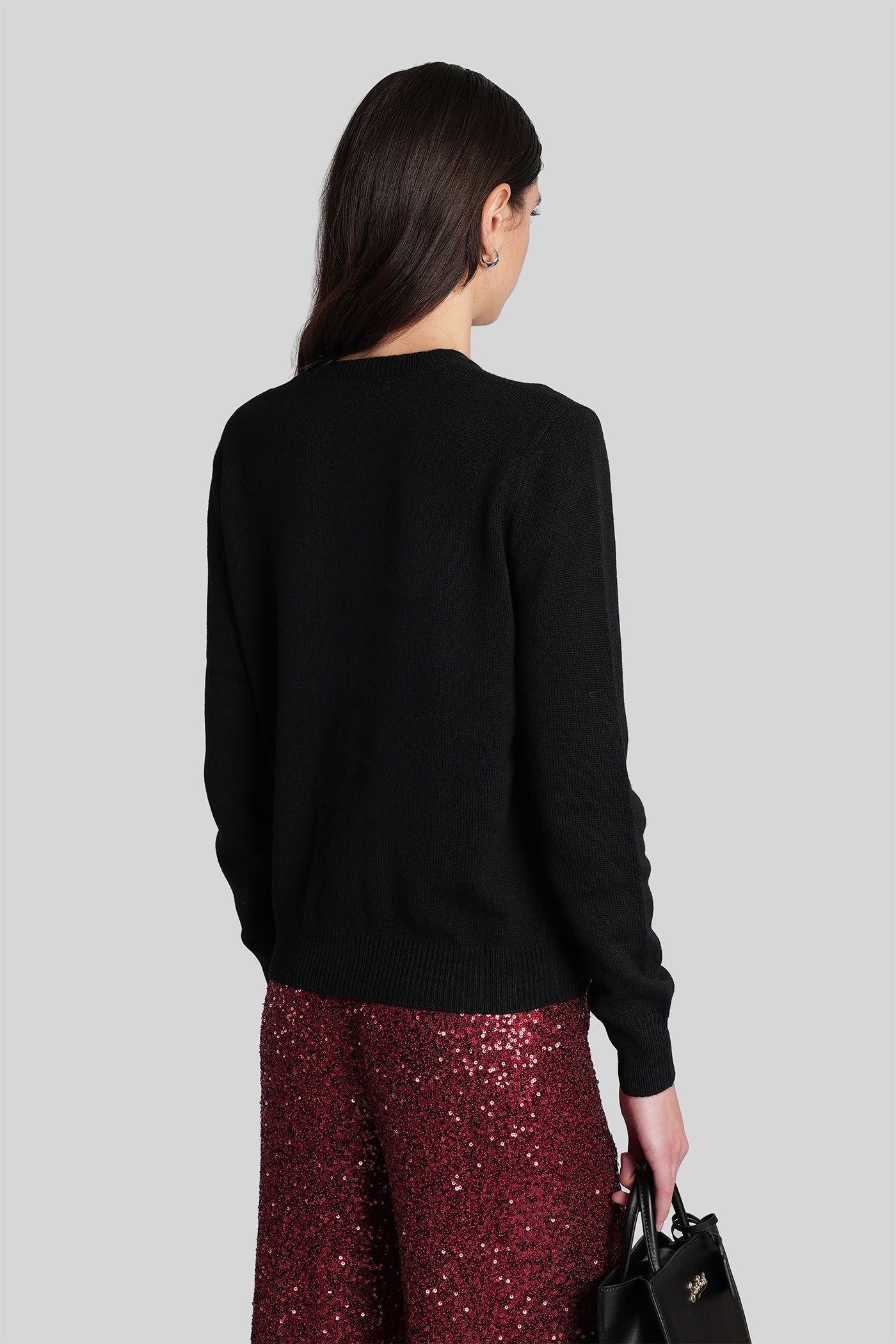 New queen Knitwear in black wool - Image 3