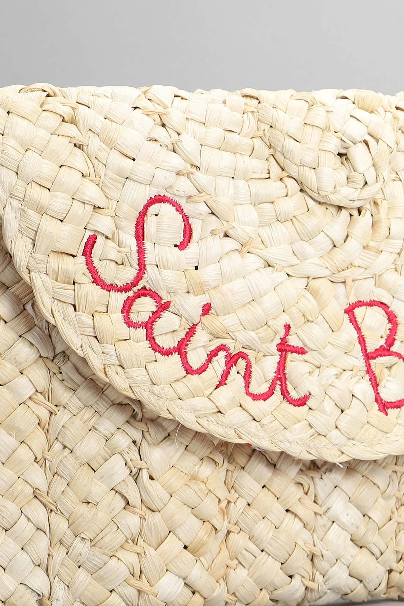 Straw envelpe Clutch in beige raffia - Image 4