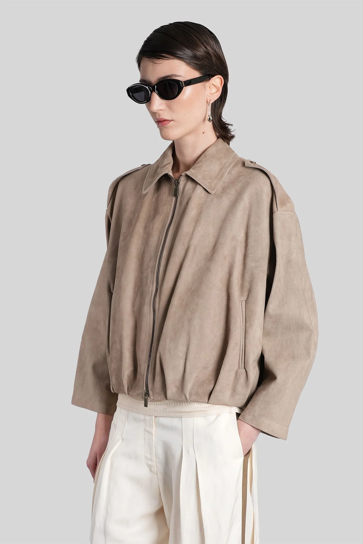 Leather jacket in taupe leather - Image 4