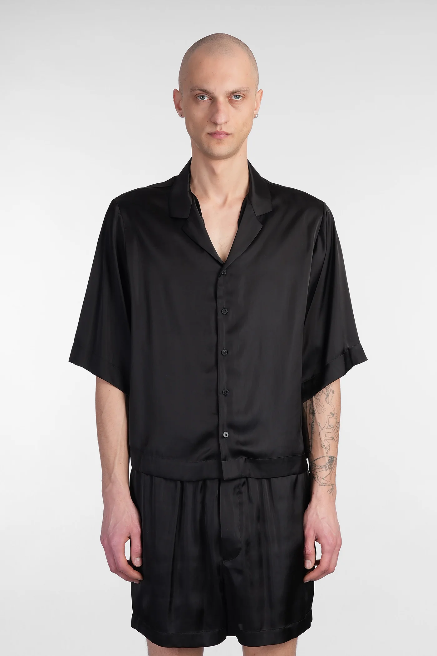 N 38 Shirt in black Triacetate