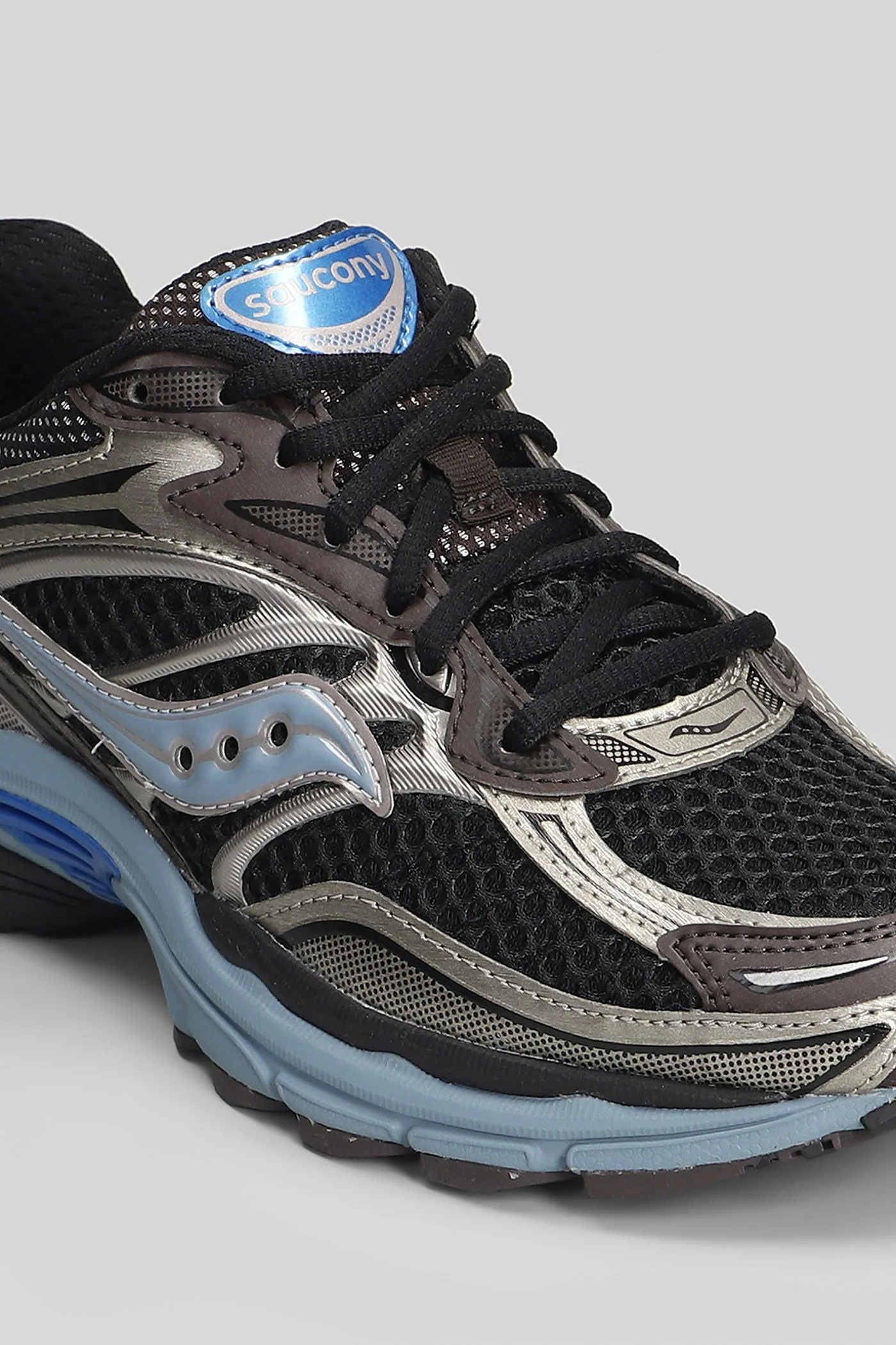 Progrid Omni 9 Sneakers in black leather and fabric - Image 5