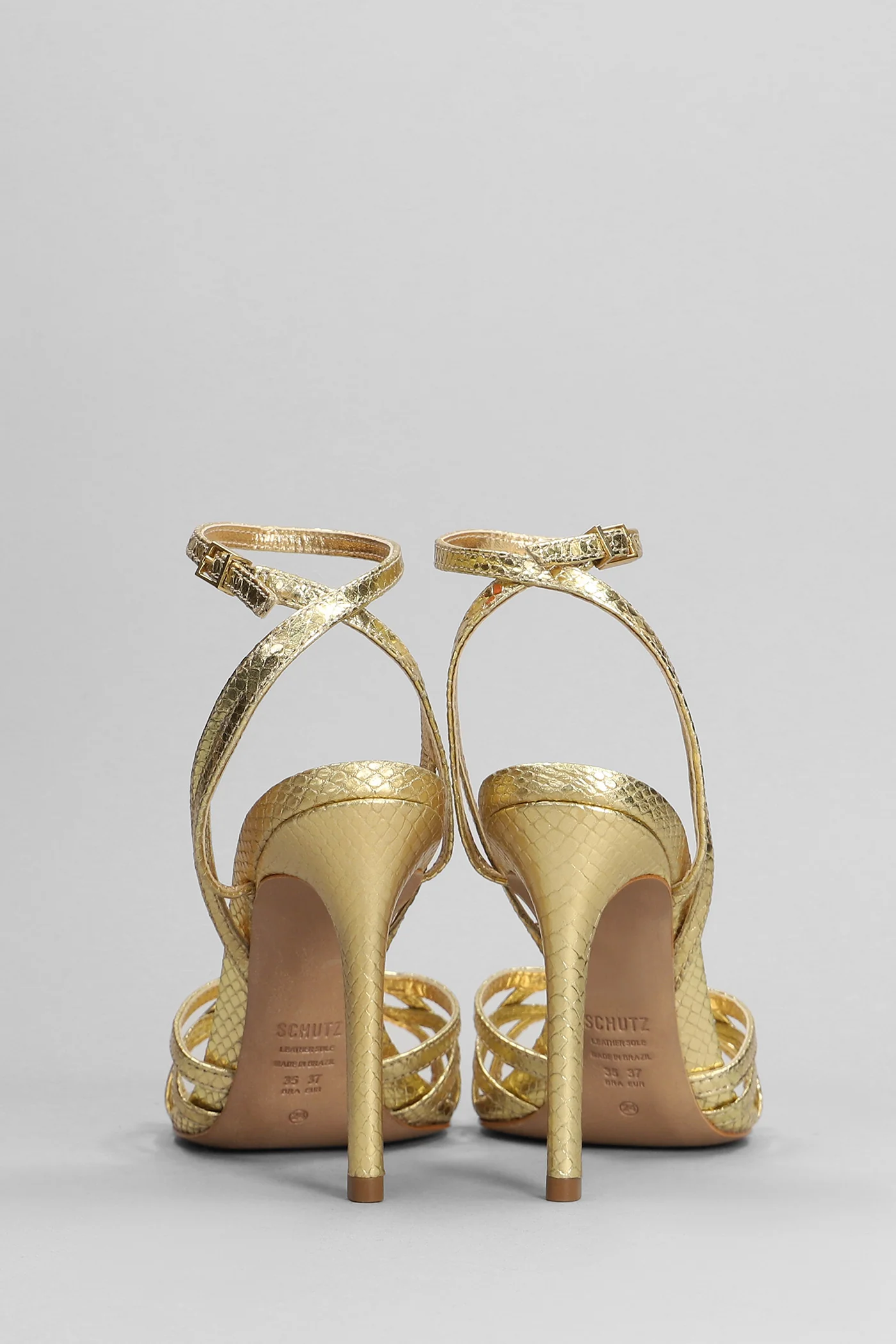 Sandals in gold leather - Image 4