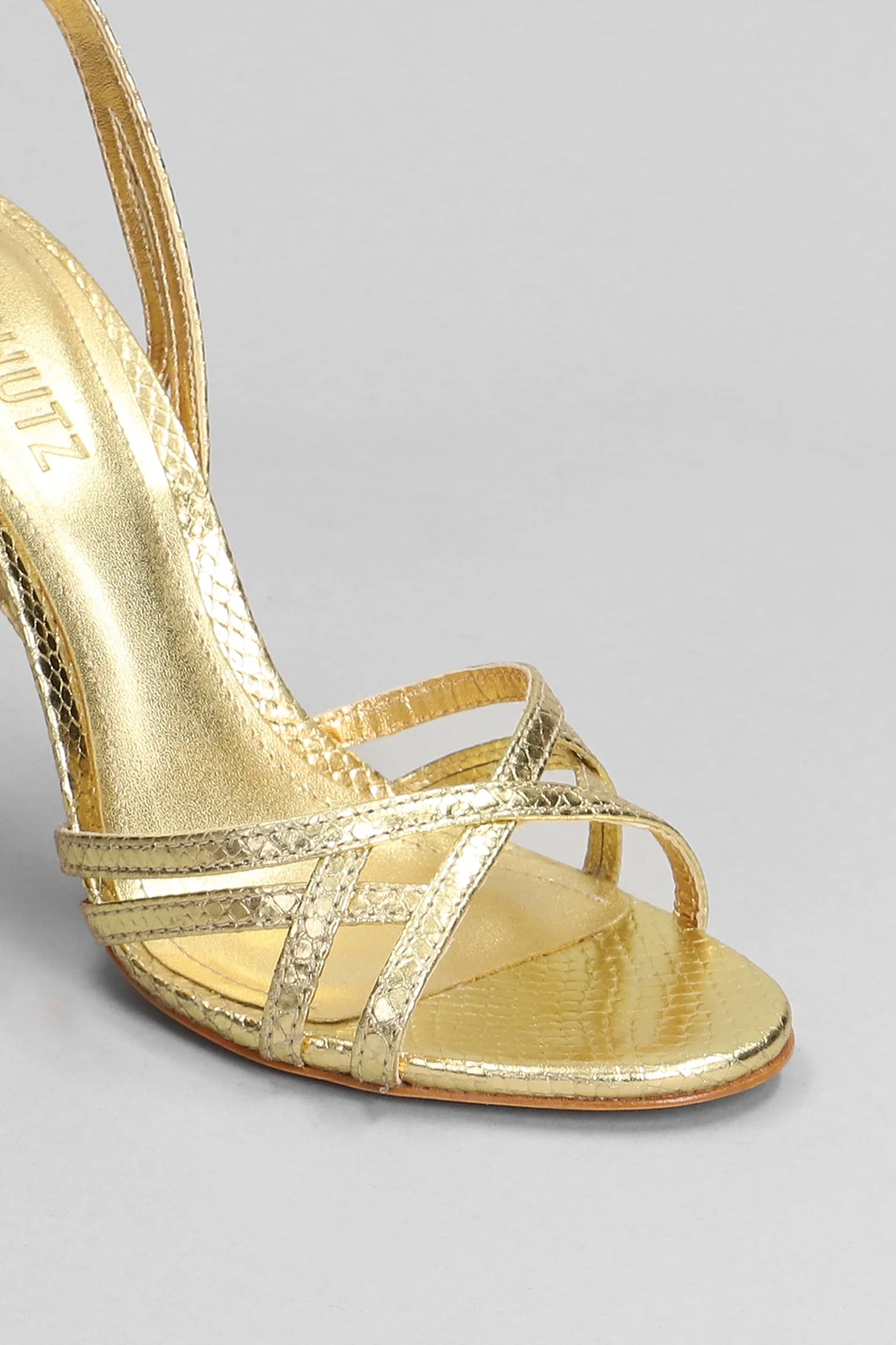 Sandals in gold leather - Image 5
