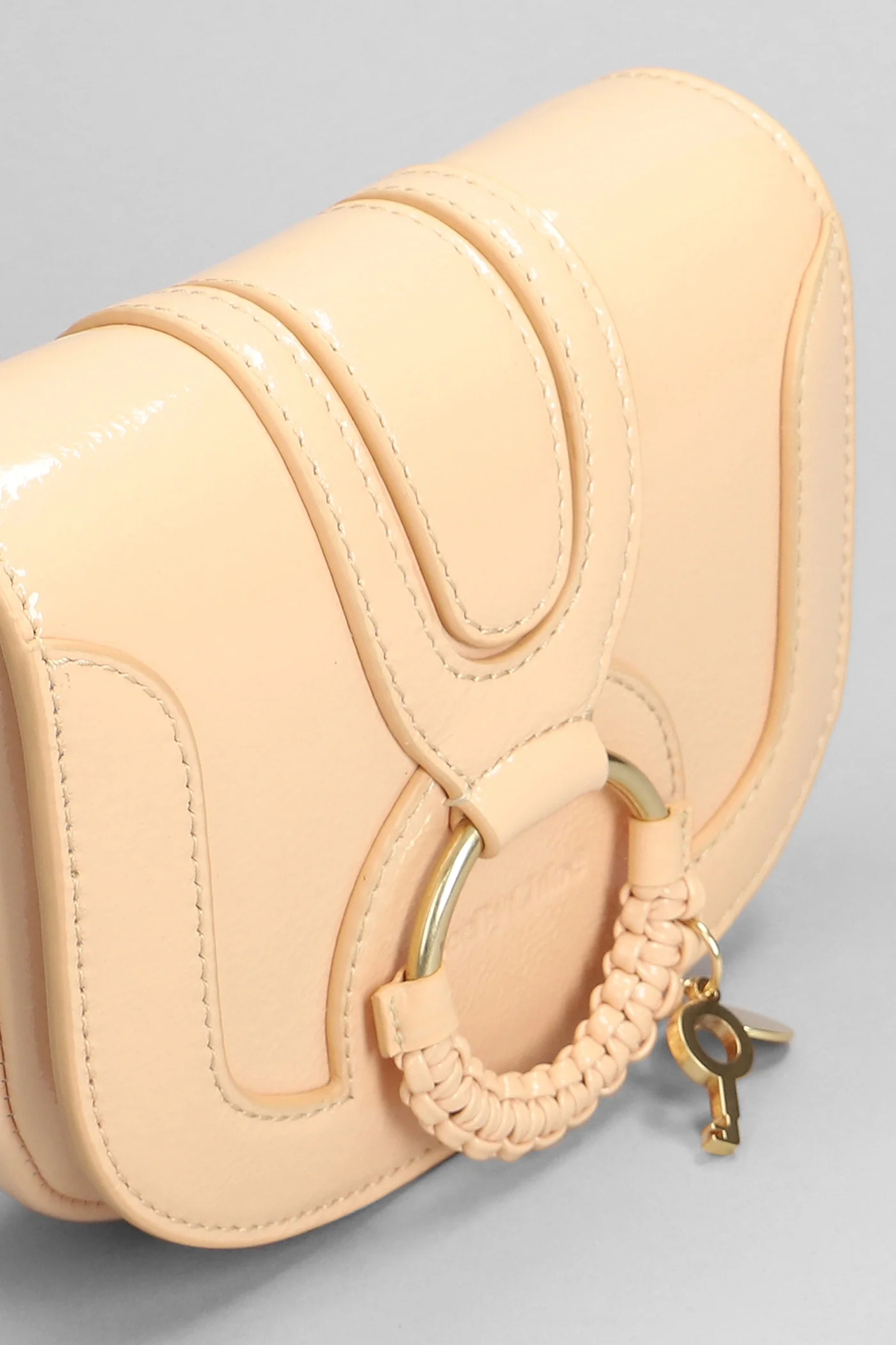 Hana Shoulder bag in beige leather - Image 4