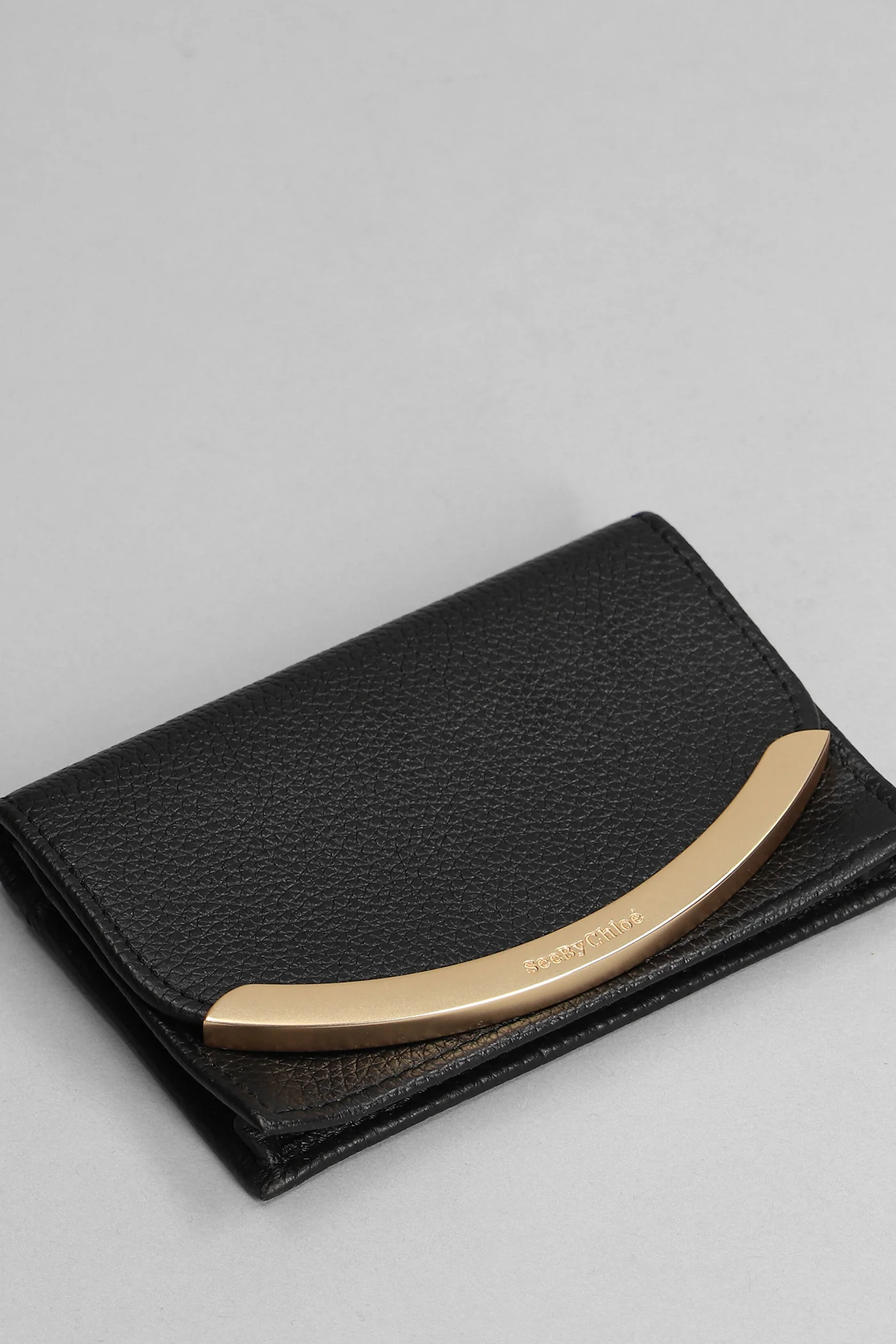 Lizzie Wallet in black leather - Image 4
