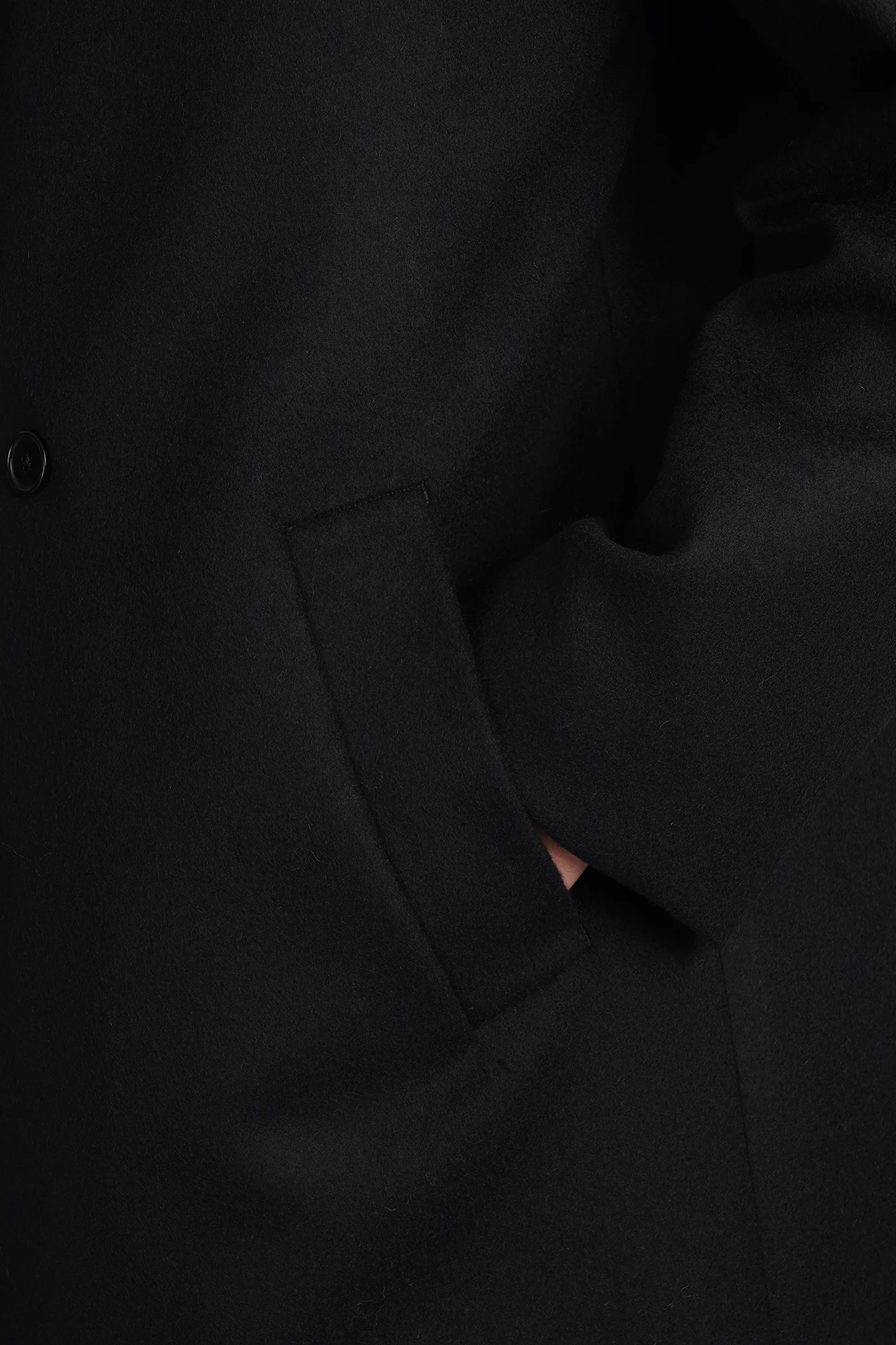 Coat in black wool - Image 5