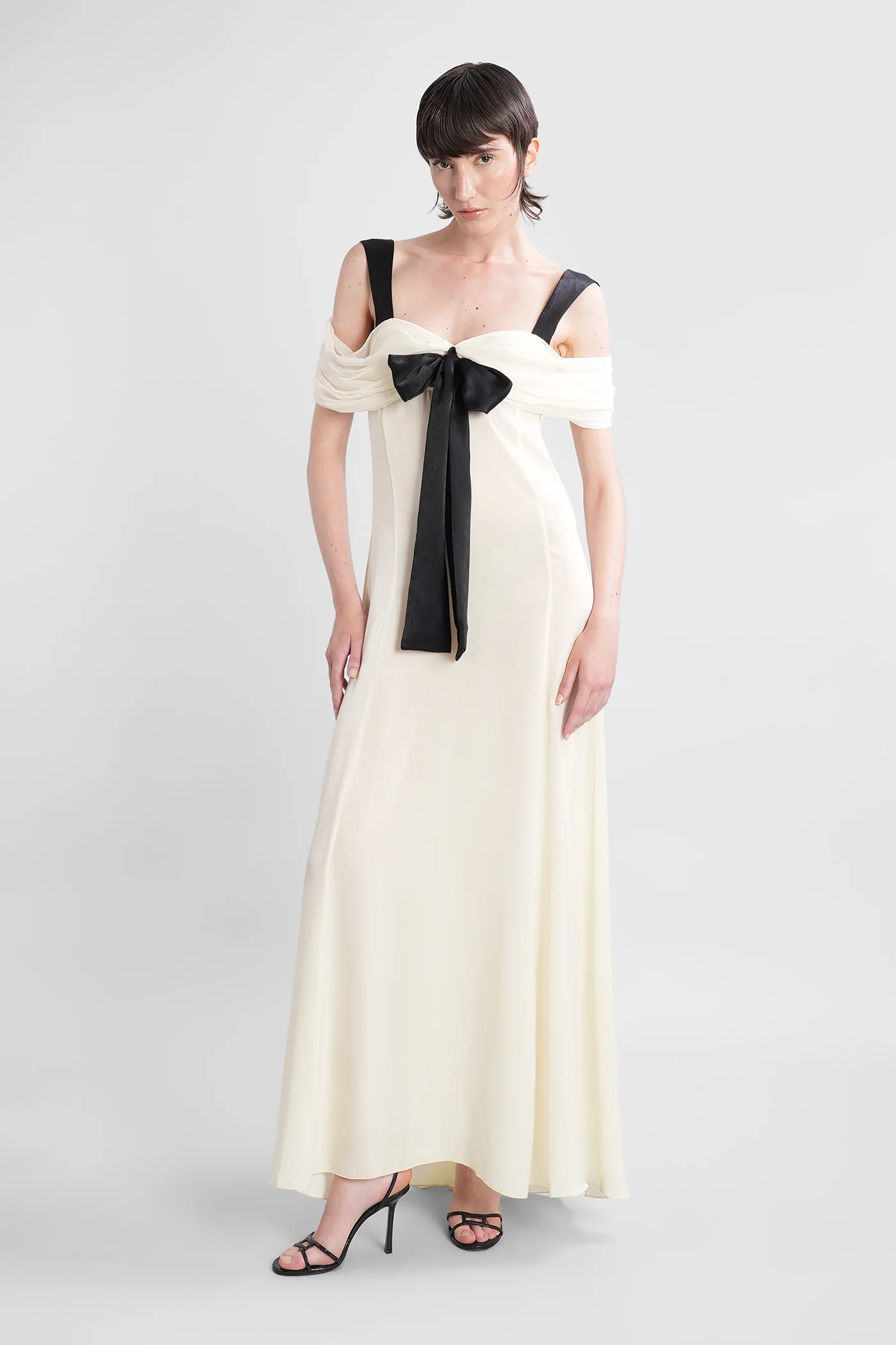 Elodie Long dress in beige polyamide