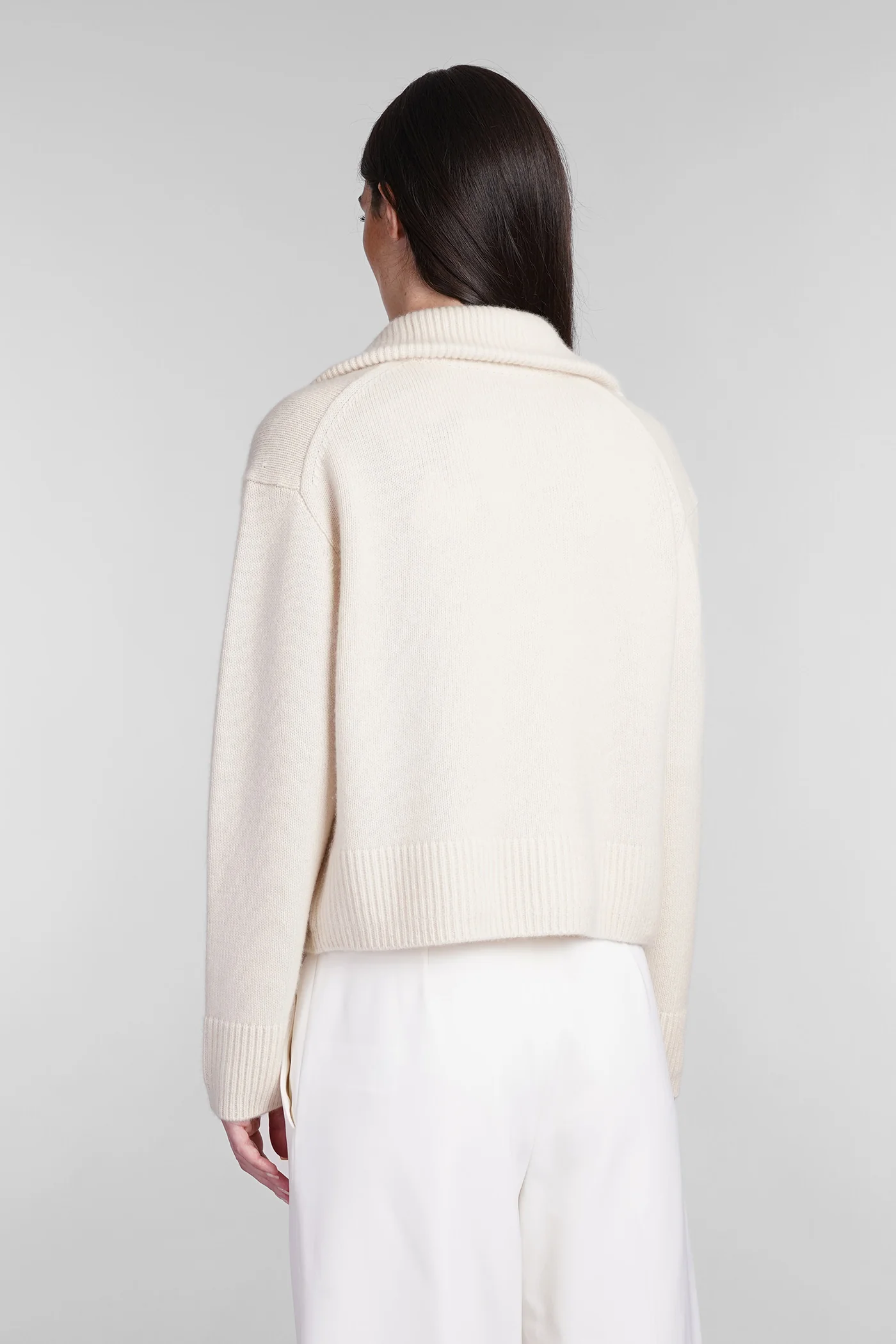 Andes Knitwear in beige cashmere - Image 3