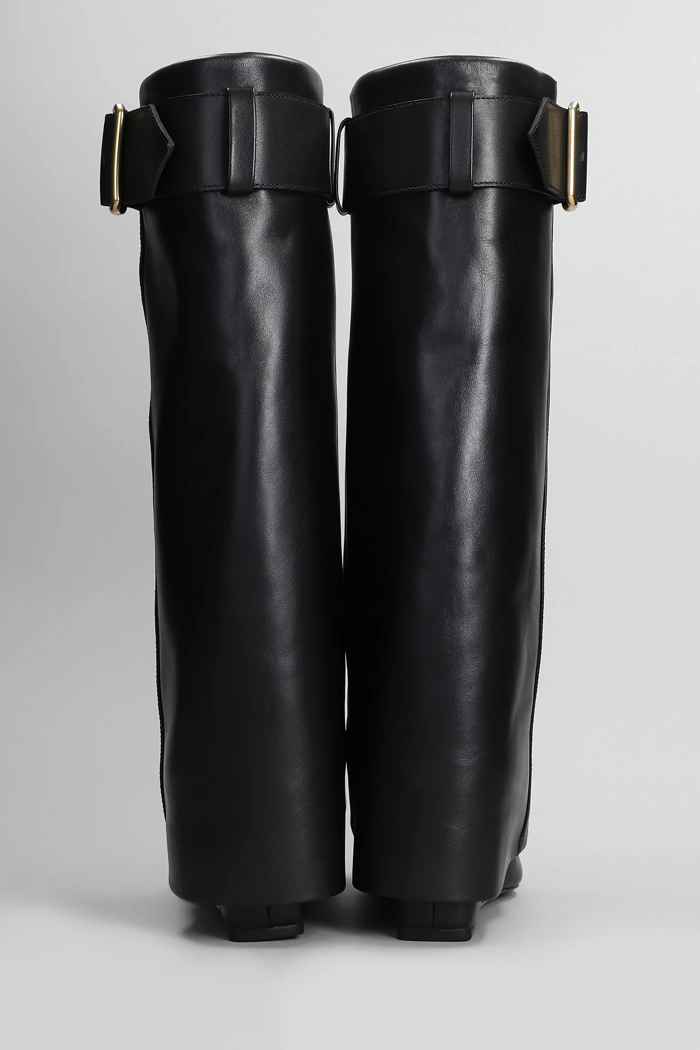 Frejya low heels boots in black leather - Image 4