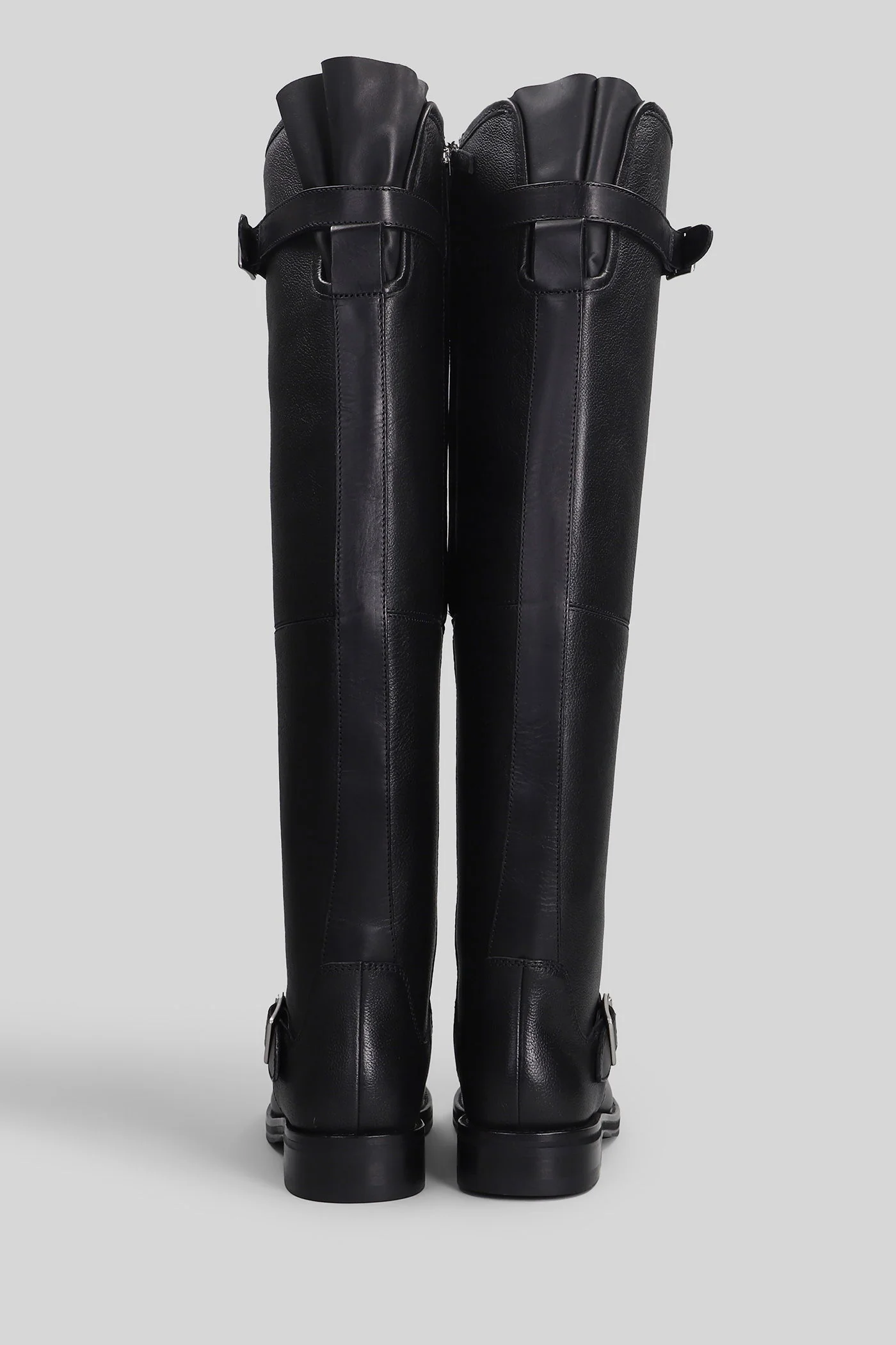 Noah low heels boots in black leather - Image 4