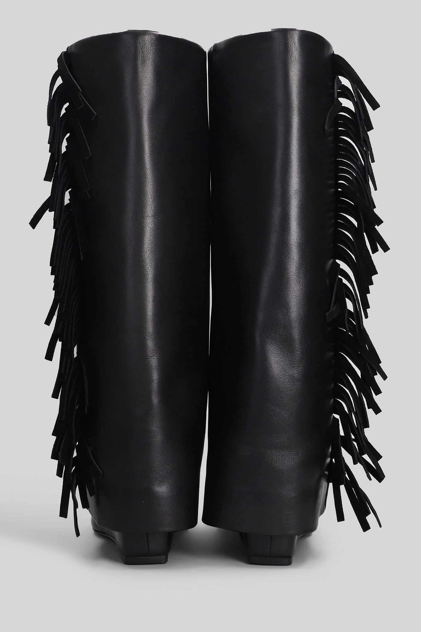 Quinn low heels boots in black leather - Image 4