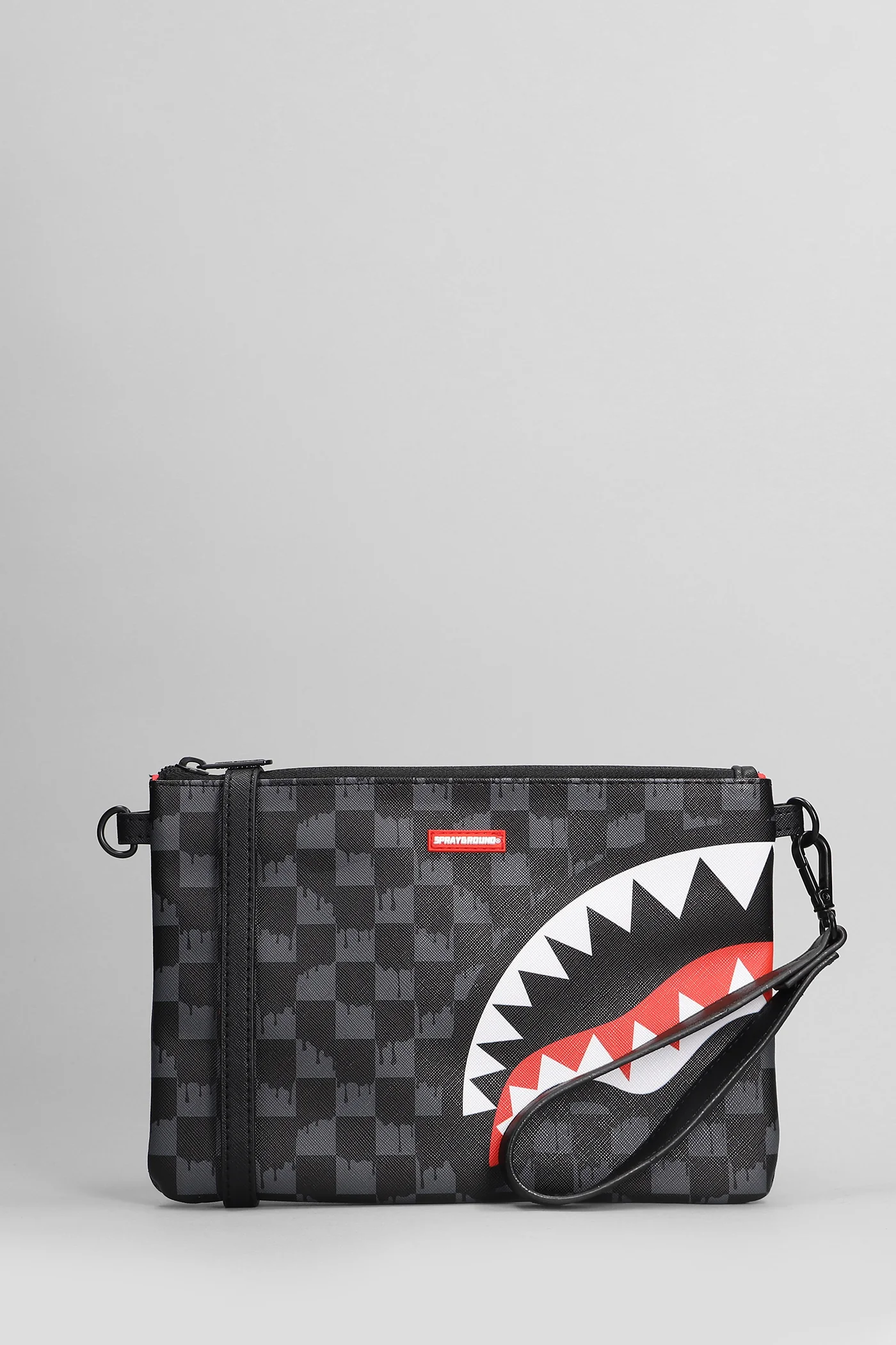 Clutch in black PVC