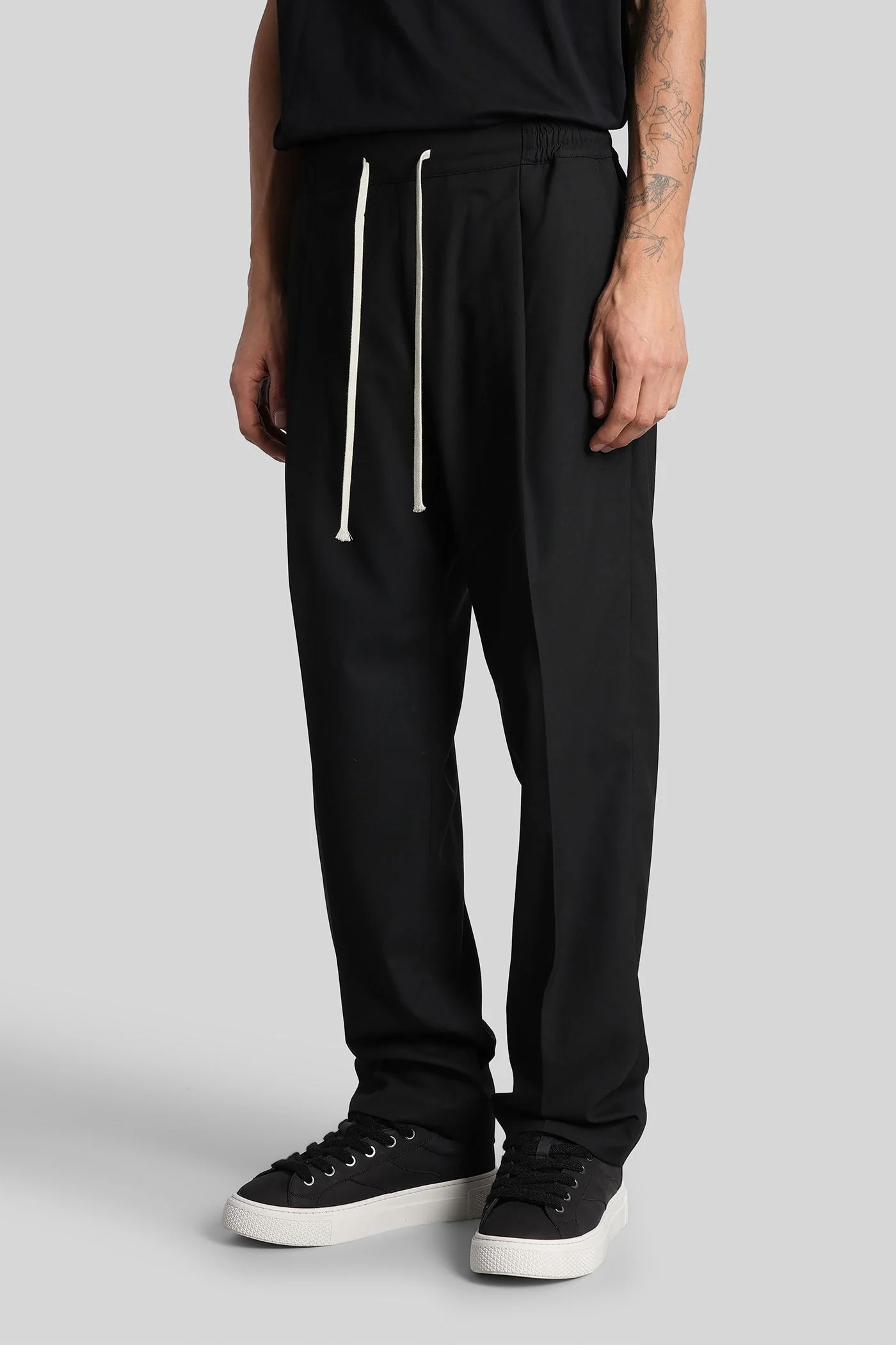 Seven Pants in black polyester - Image 4