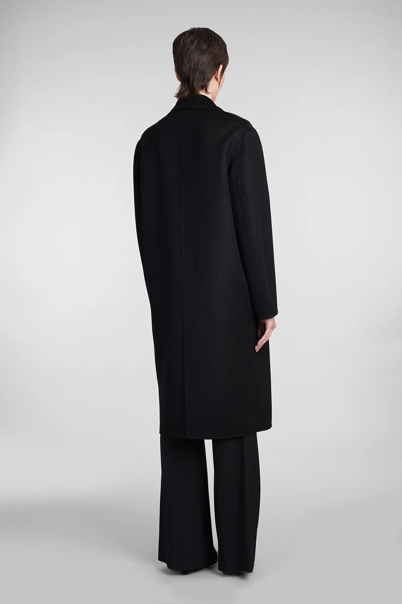 Coat in black wool - Image 3