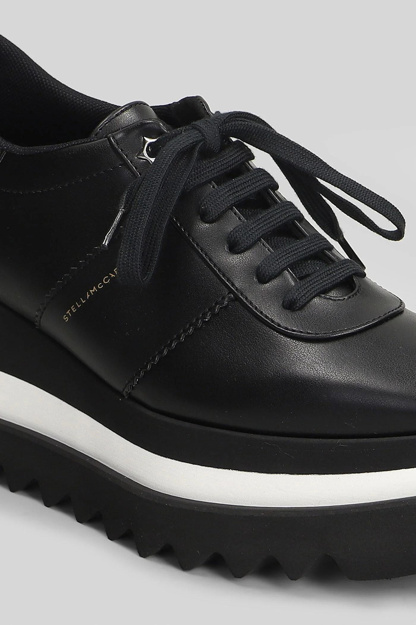 Sneakelyse Sneakers in black Polyuretan - Image 5