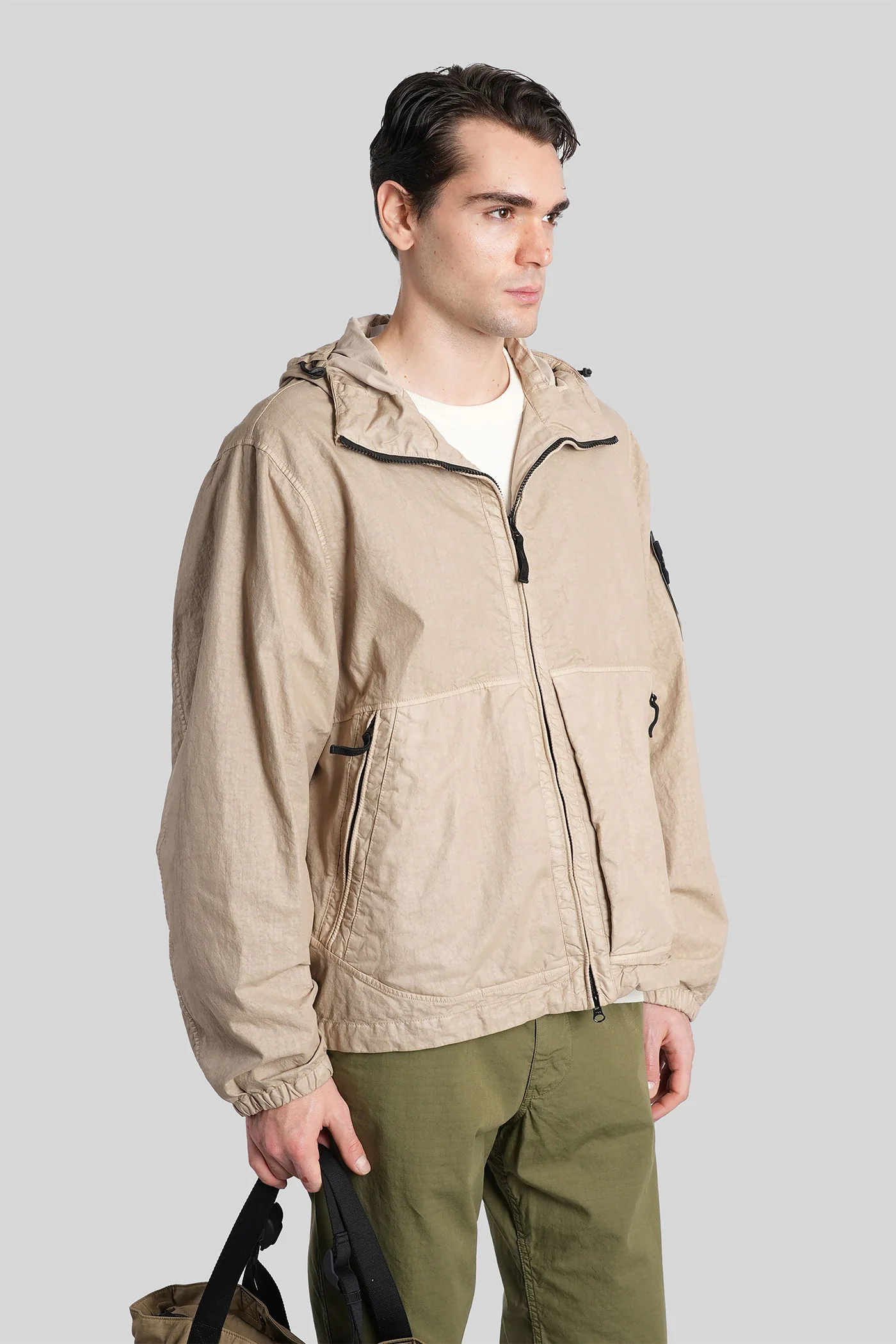 Casual jacket in beige polyamide - Image 4