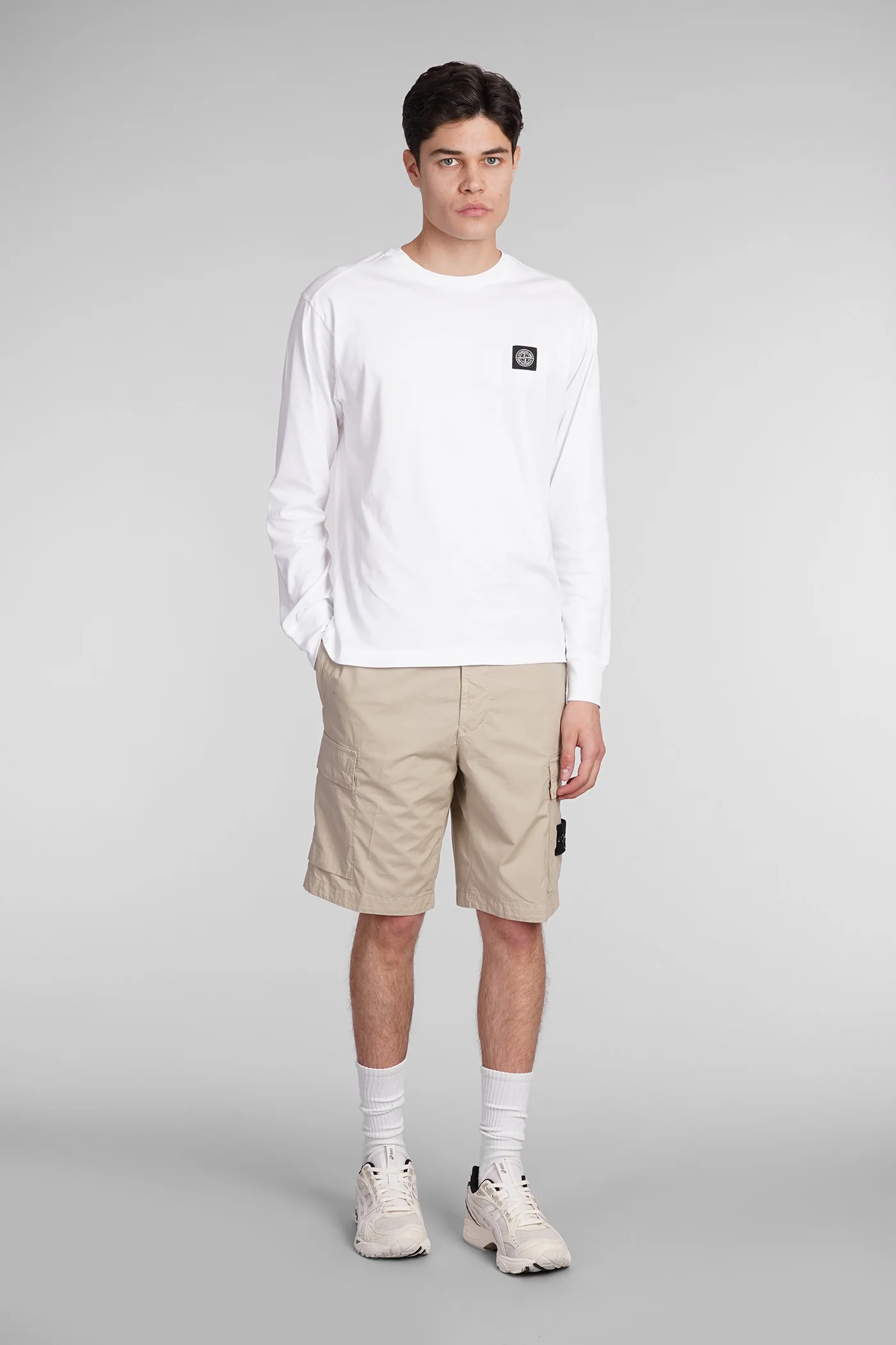 Shorts in beige cotton - Image 2