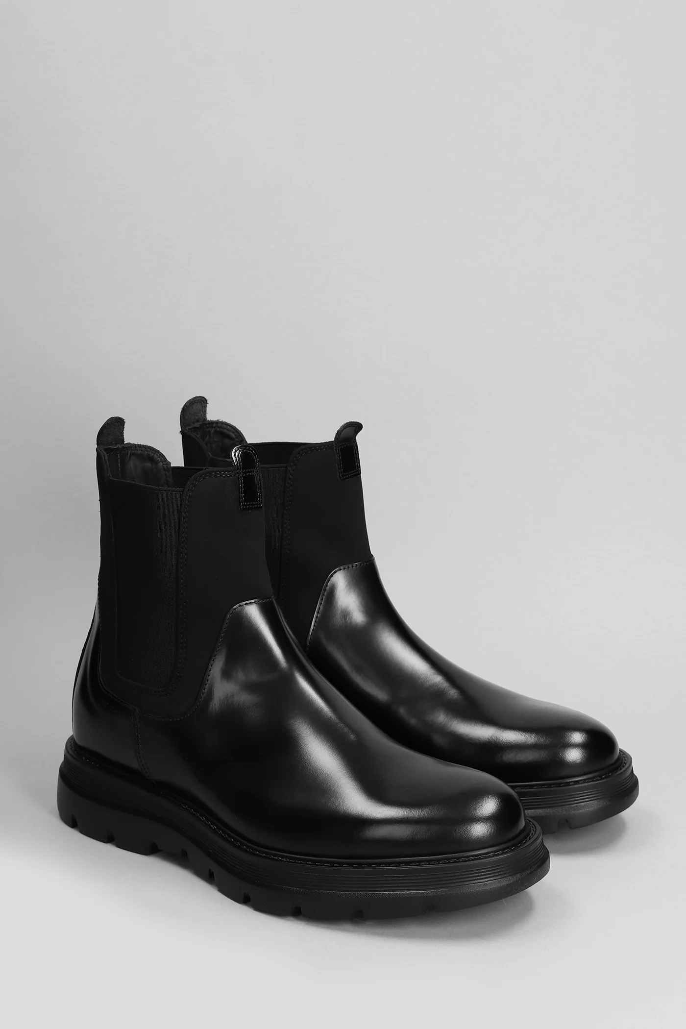 Arden Ankle boots in black leather - Image 2