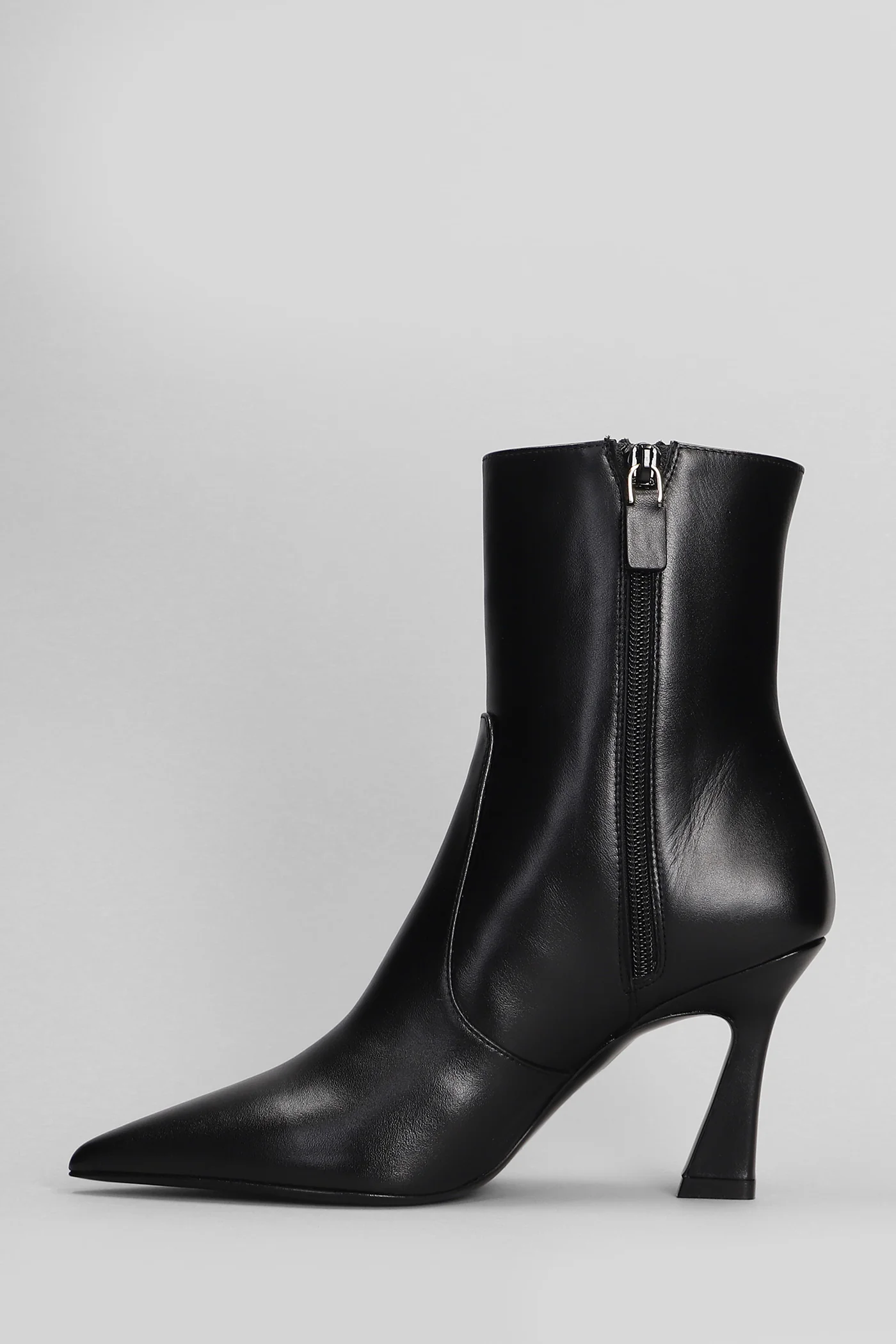 Vinnie High heels Ankle boots in black leather - Image 3