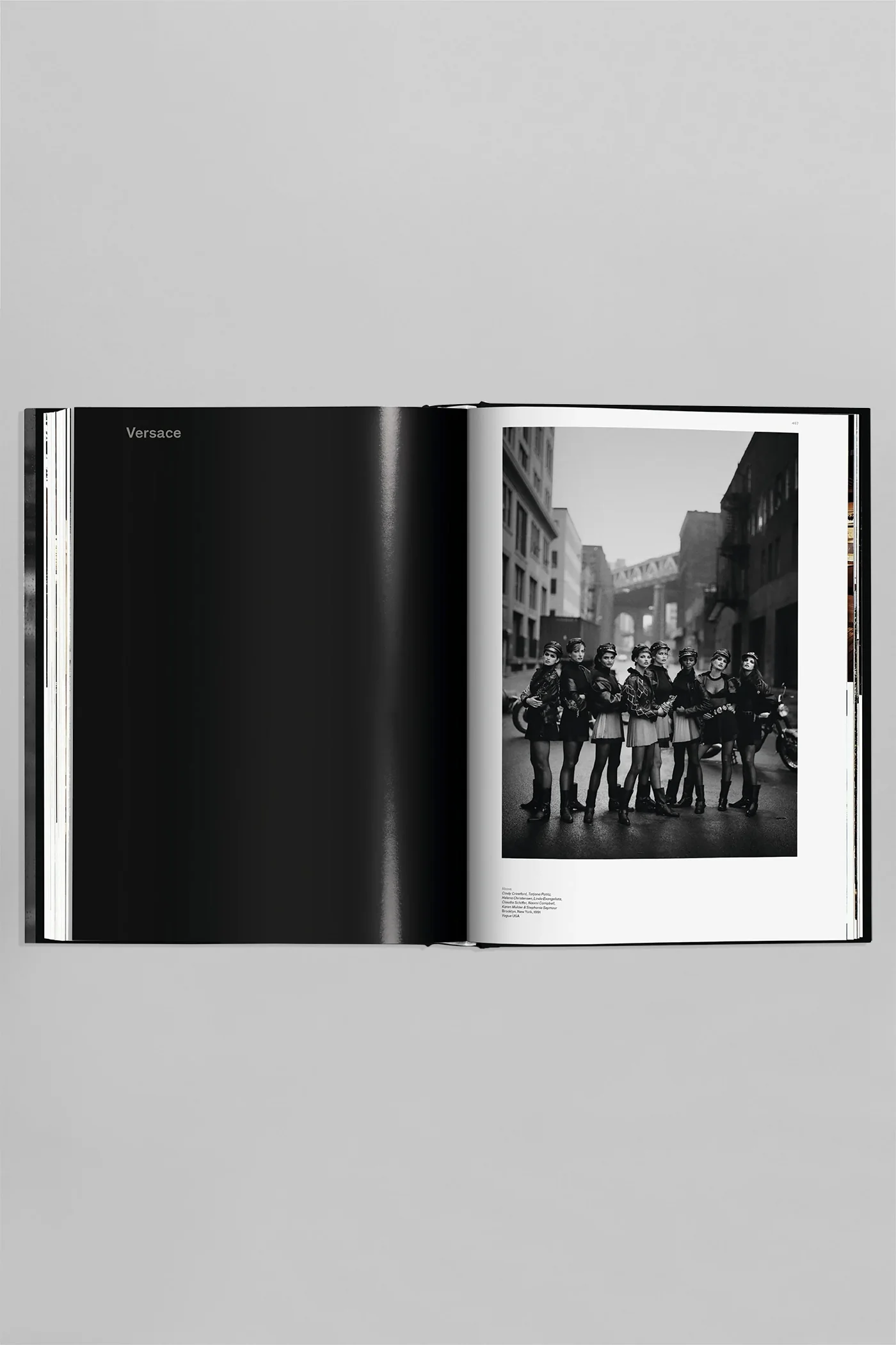 Peter lindbergh  in black Paper - Image 3