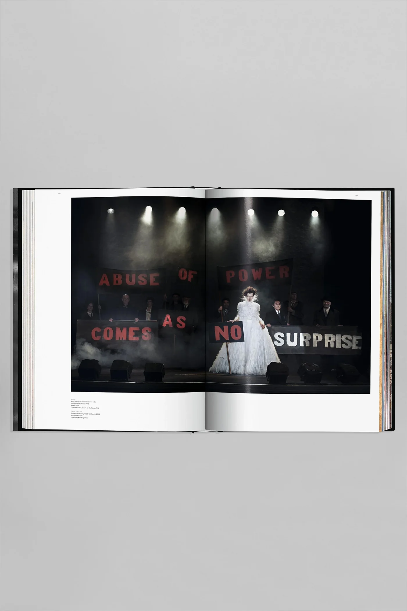 Peter lindbergh  in black Paper - Image 4