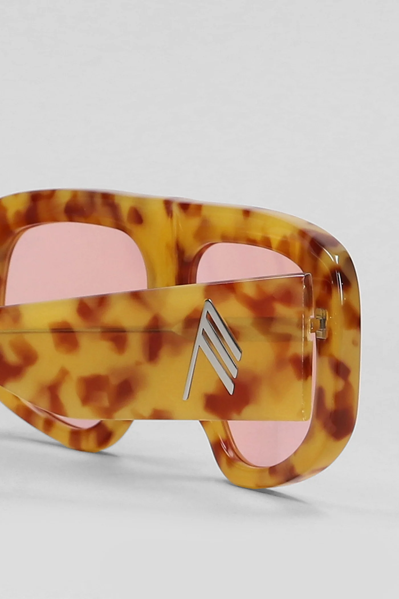 Milano Sunglasses in tortoise shell acrylic - Image 4