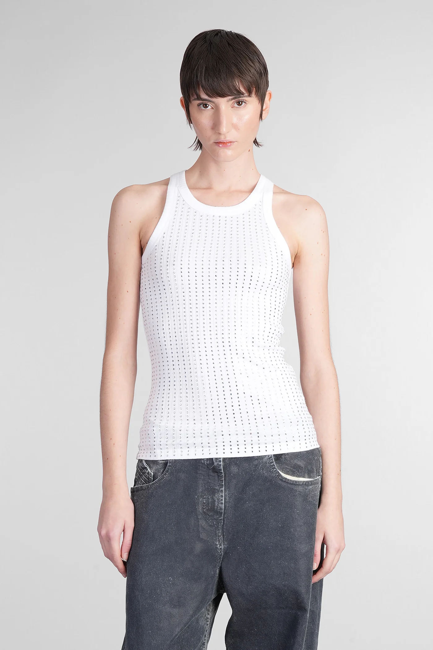 Topwear in white cotton