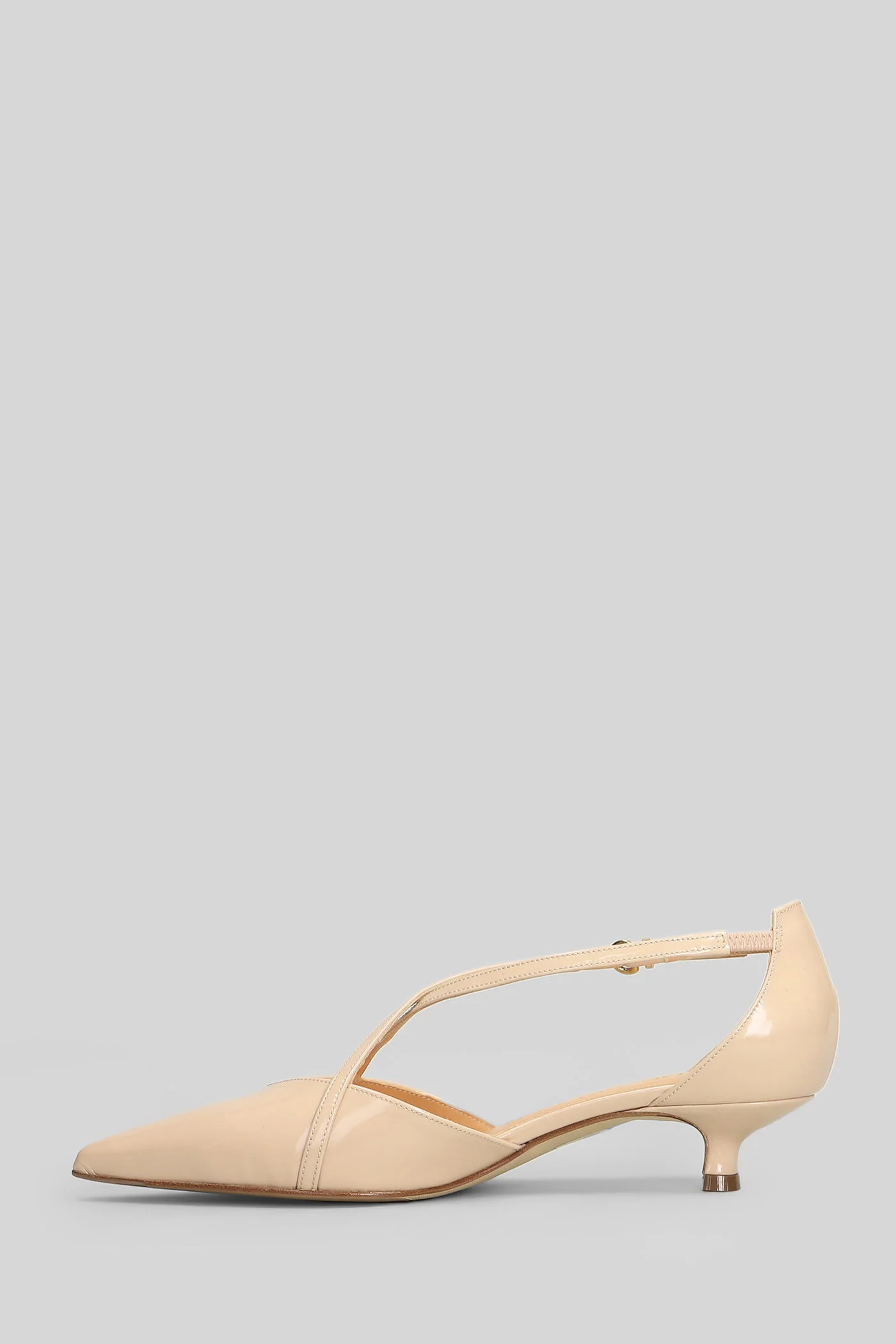 Pumps in powder patent leather - Image 3