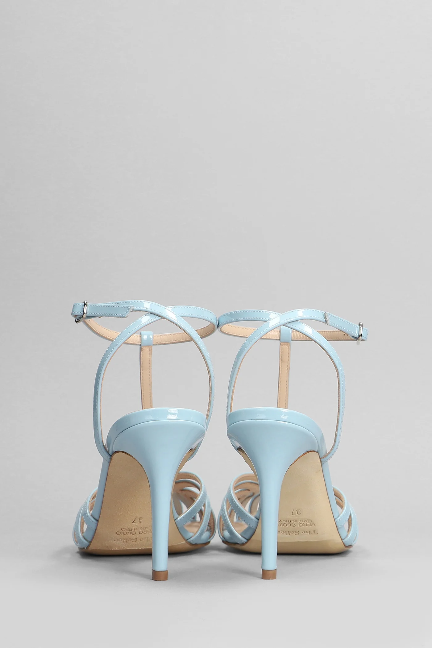 Sandals in cyan patent leather - Image 4