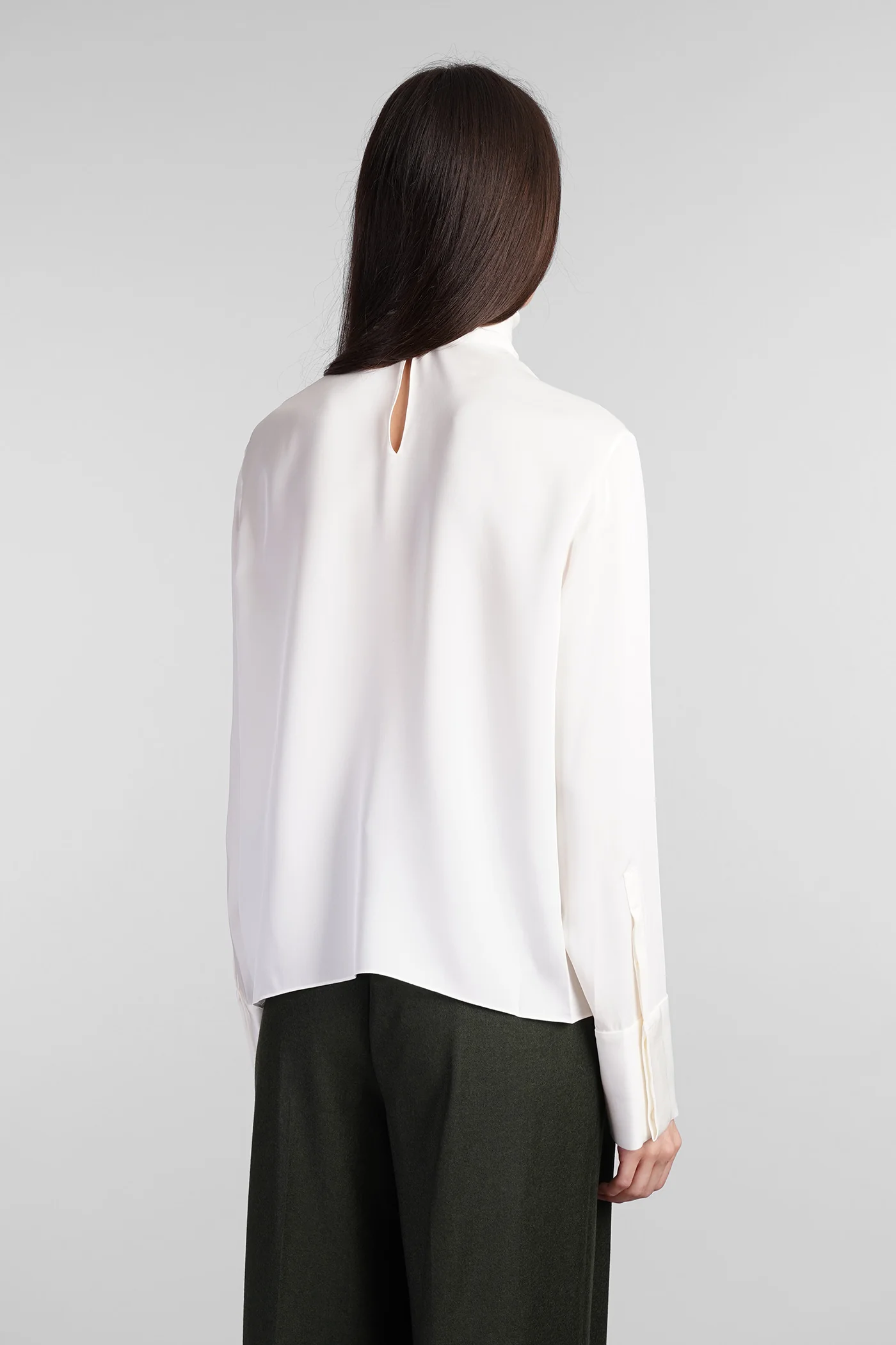 Blouse in beige silk - Image 3