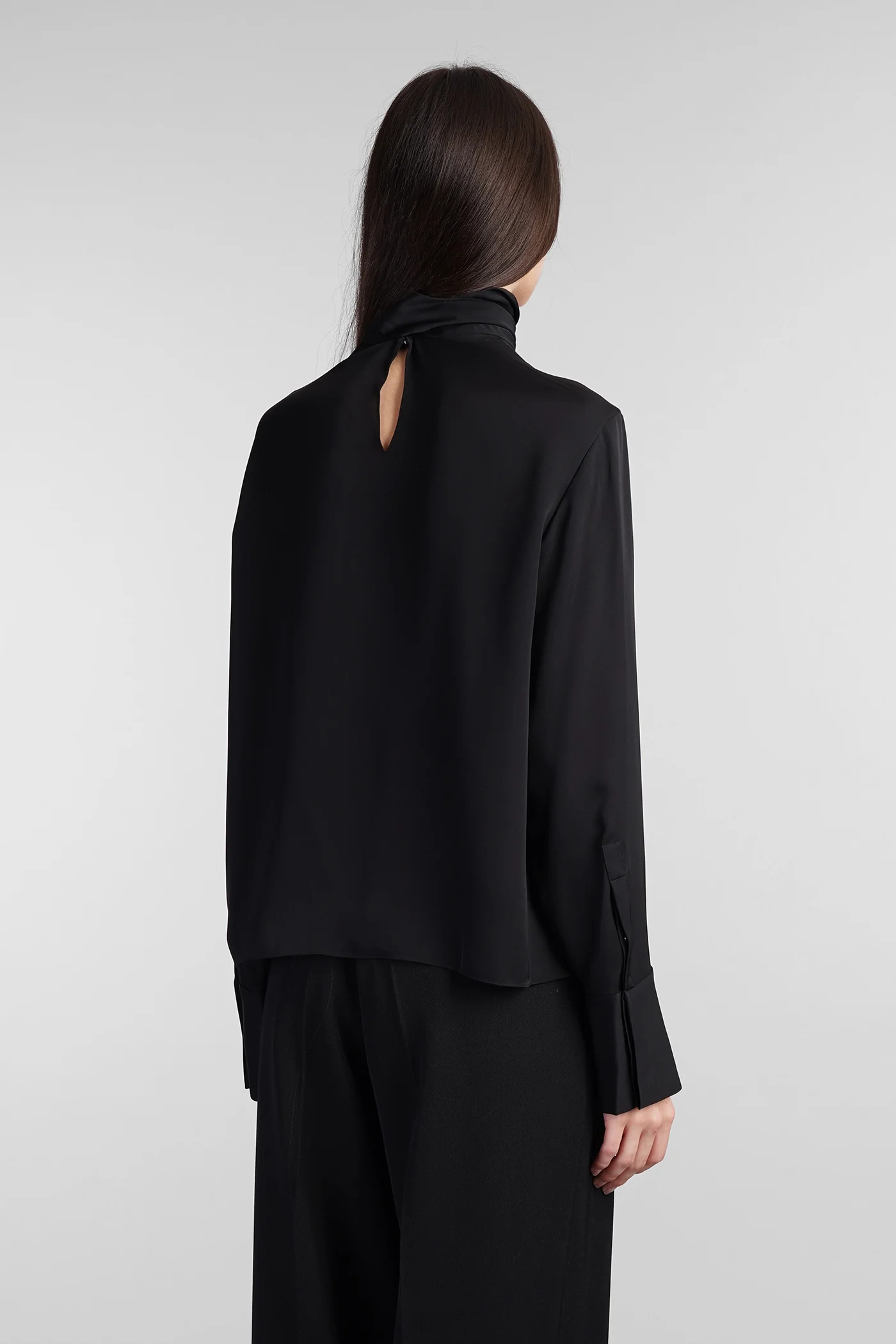 Blouse in black silk - Image 3