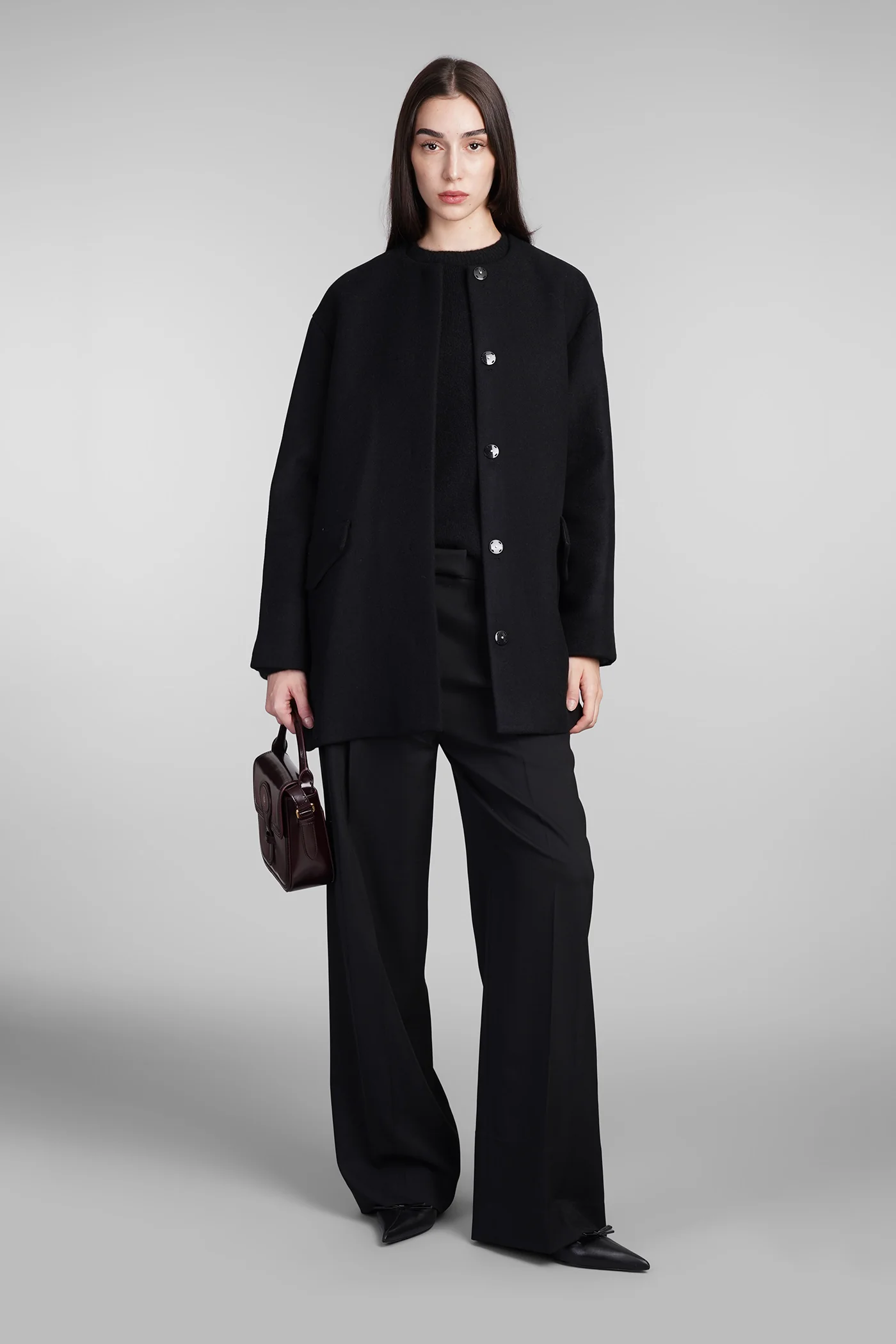 Coat in black wool - Image 2