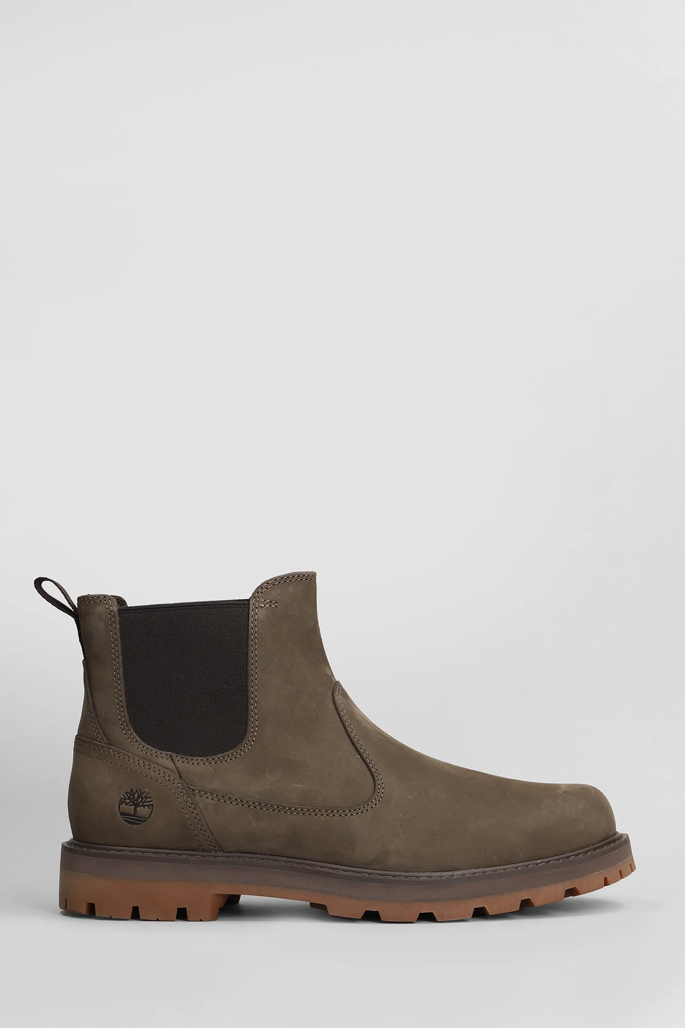 Britton Road. Combat boots in brown nubuck