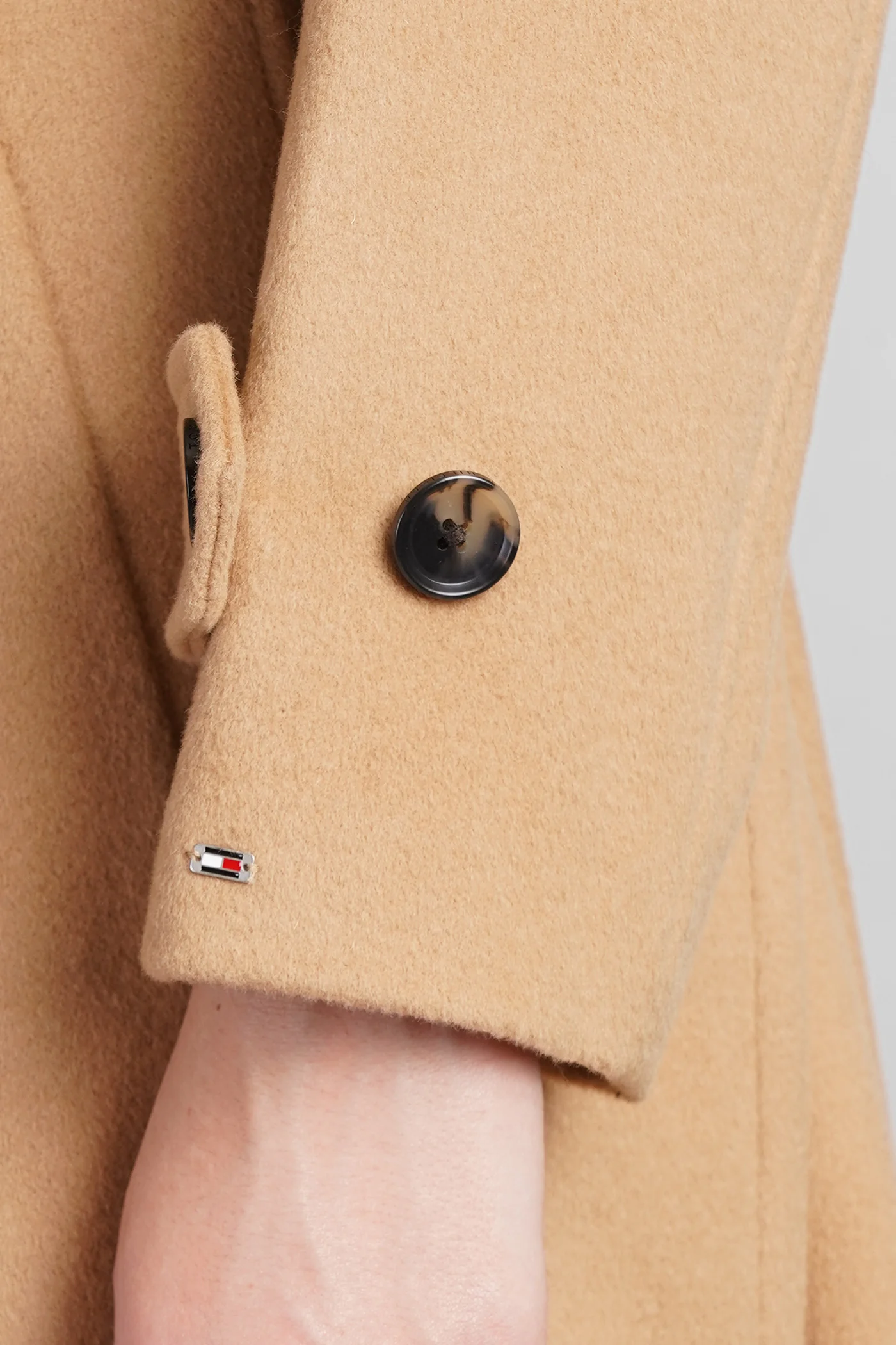 Coat in Camel wool - Image 10
